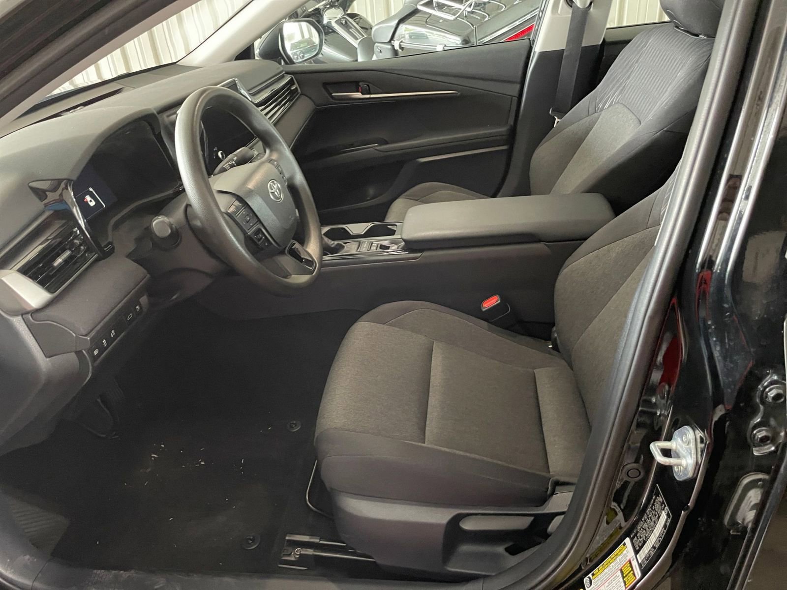 Thumbnail: 2025 Toyota Camry - 24