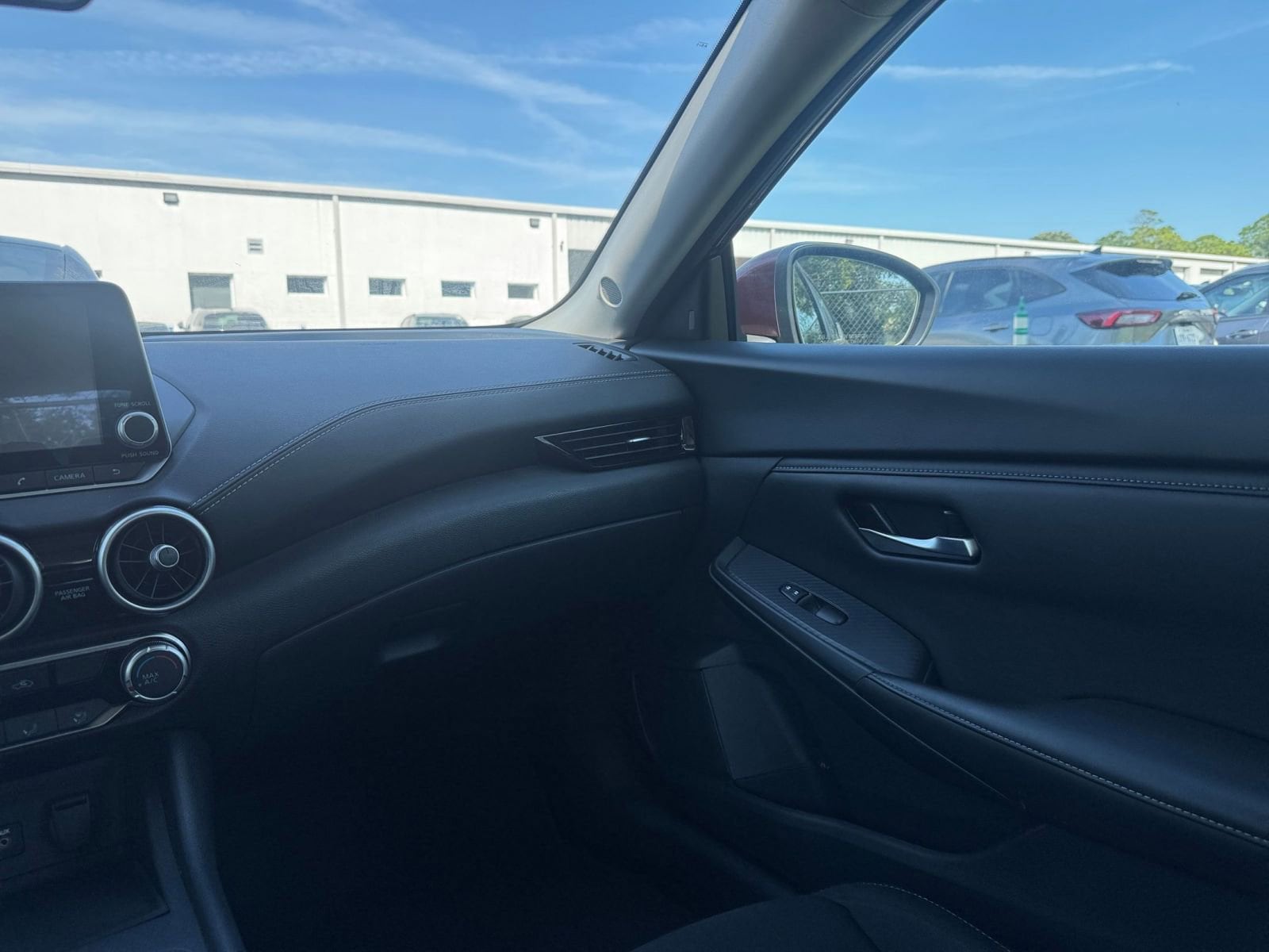Thumbnail: 2024 Nissan Sentra - 33