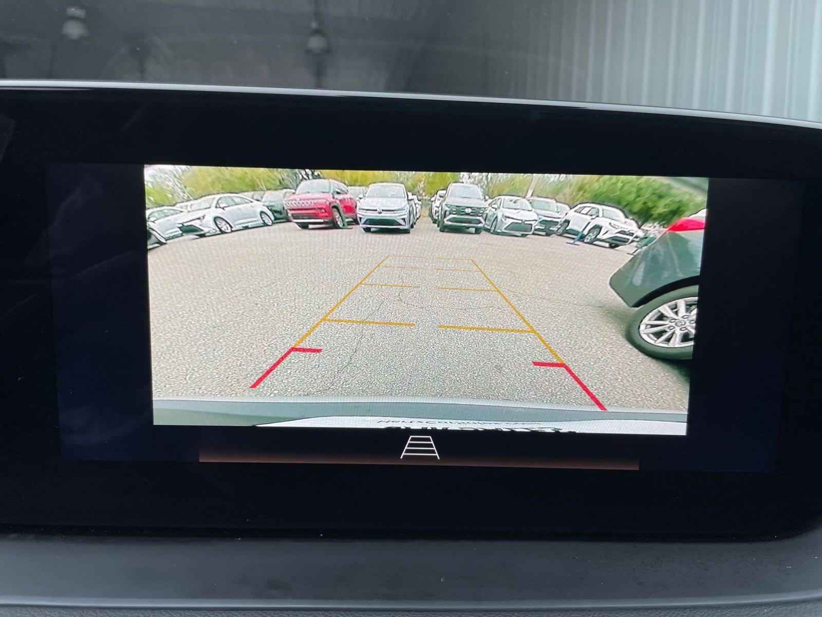 Thumbnail: 2025 Buick Encore GX - 17