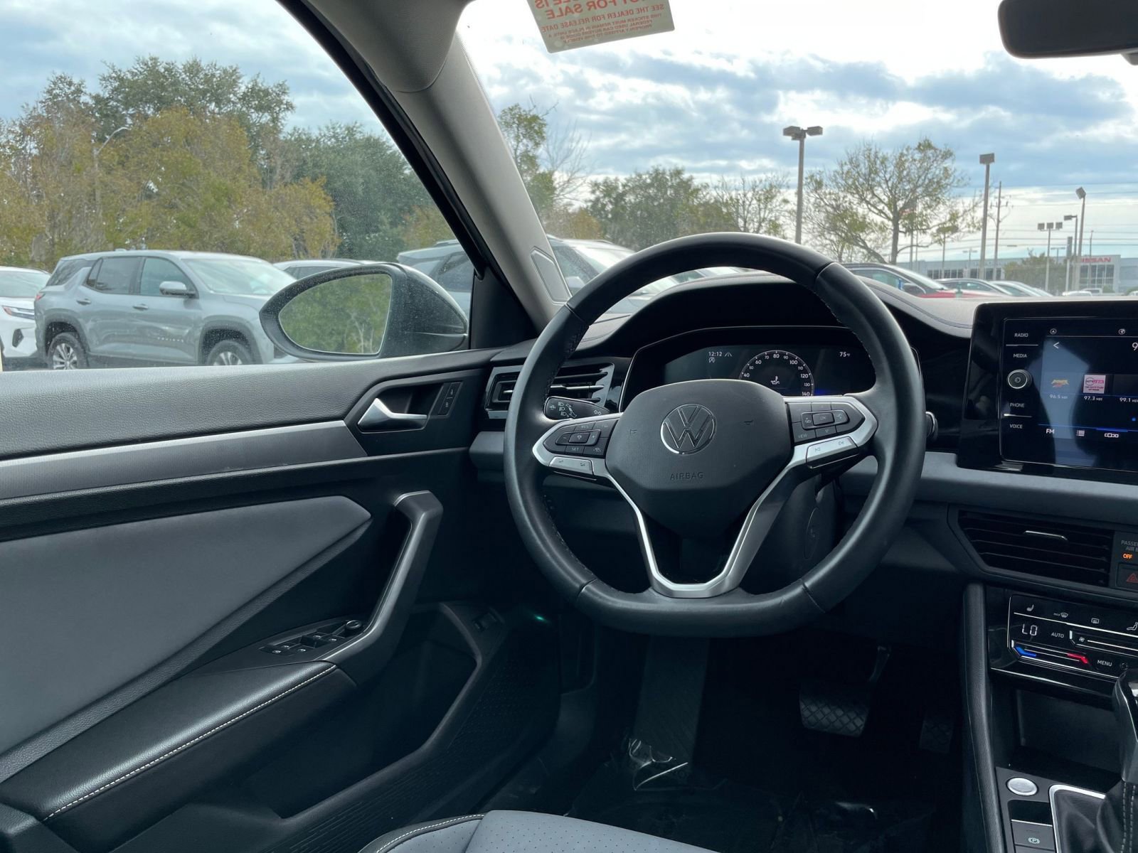 Thumbnail: 2025 Volkswagen Jetta - 33