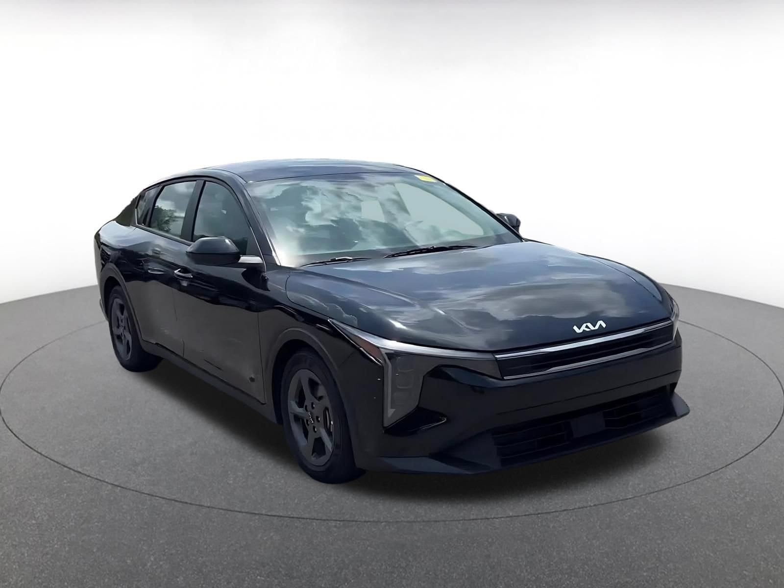 Thumbnail: 2025 Kia K4 - 2