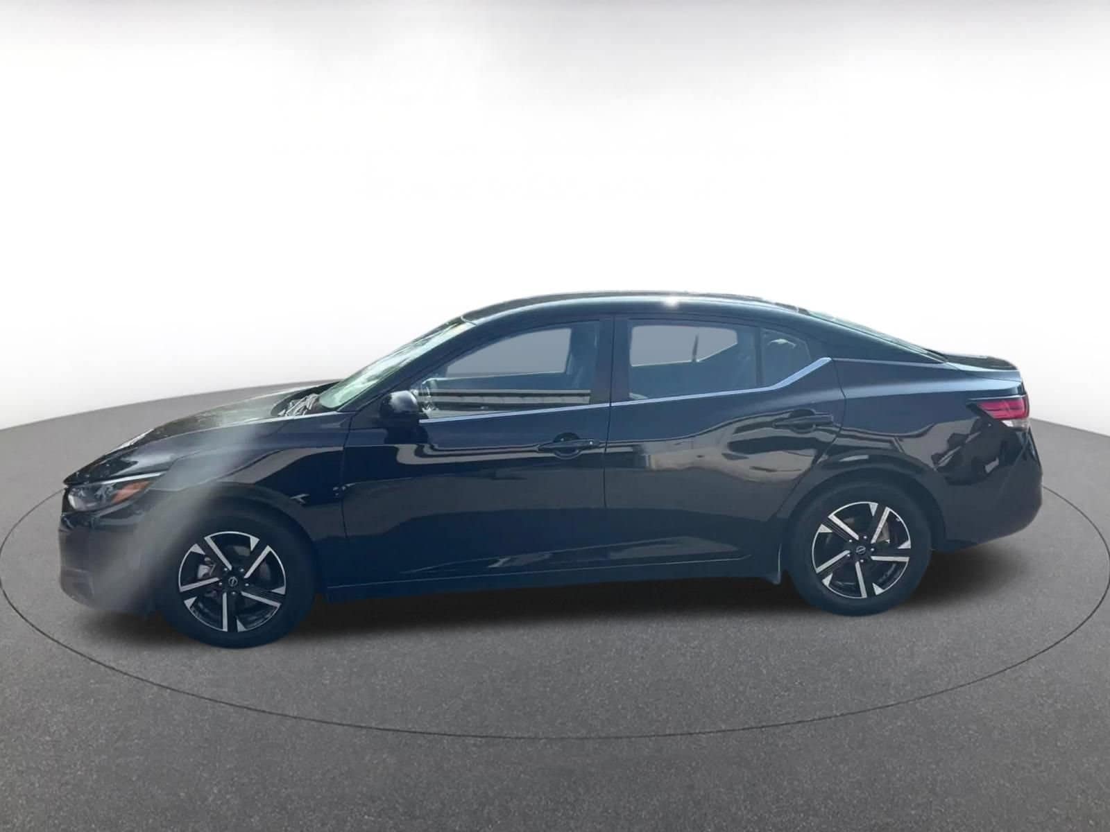 Thumbnail: 2025 Nissan Sentra - 8