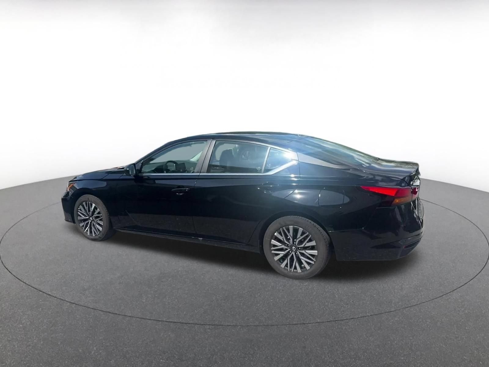 Thumbnail: 2026 Nissan Altima - 8