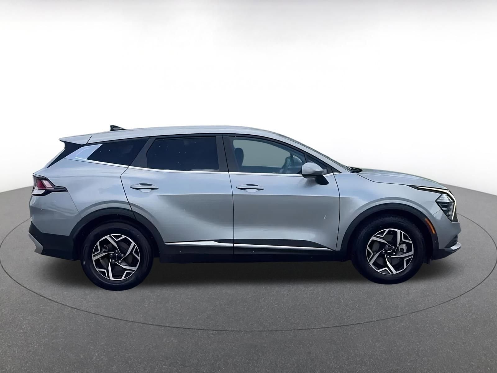 Thumbnail: 2024 Kia Sportage - 16