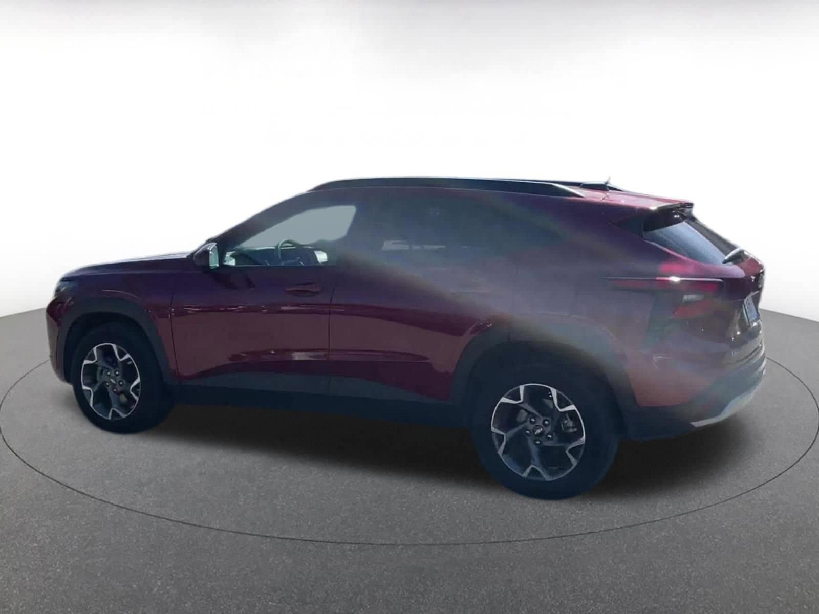 Thumbnail: 2025 Chevrolet Trax - 8