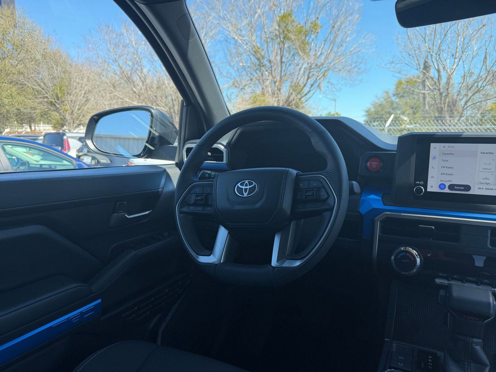 Thumbnail: 2025 Toyota Tacoma - 32