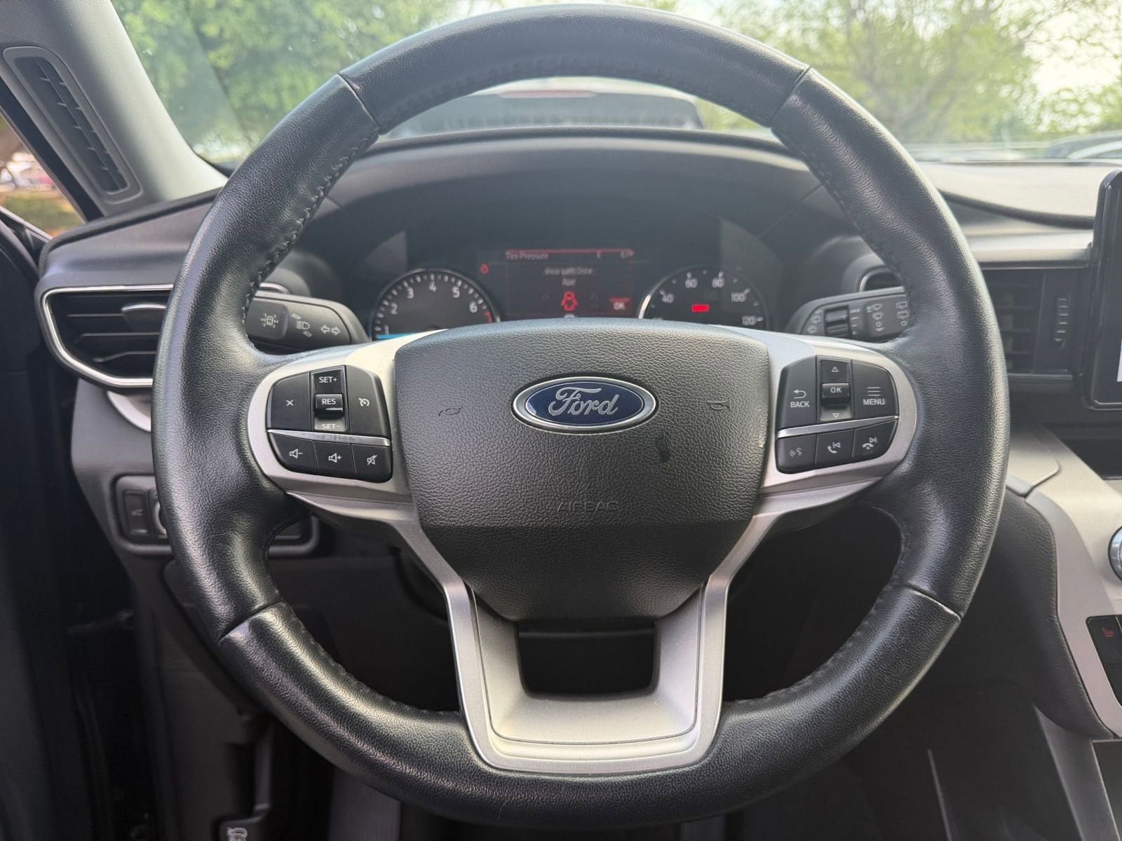 Thumbnail: 2023 Ford Explorer - 30