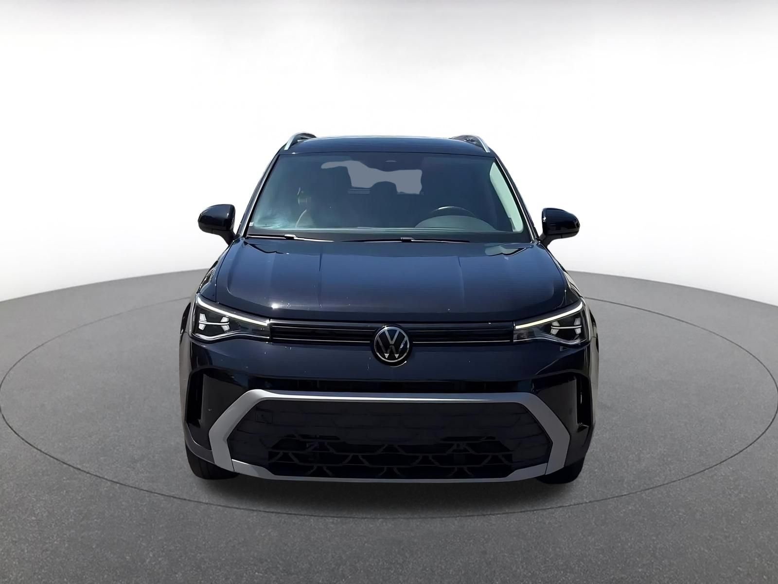 Thumbnail: 2025 Volkswagen Taos - 4
