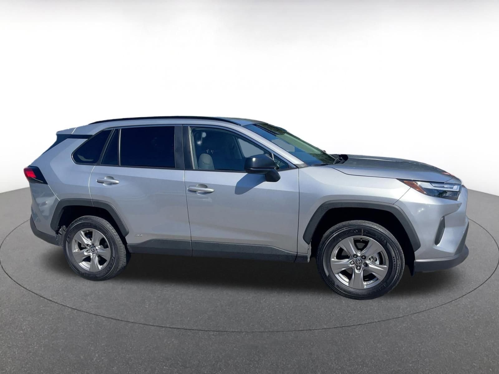 Thumbnail: 2025 Toyota RAV4 - 24