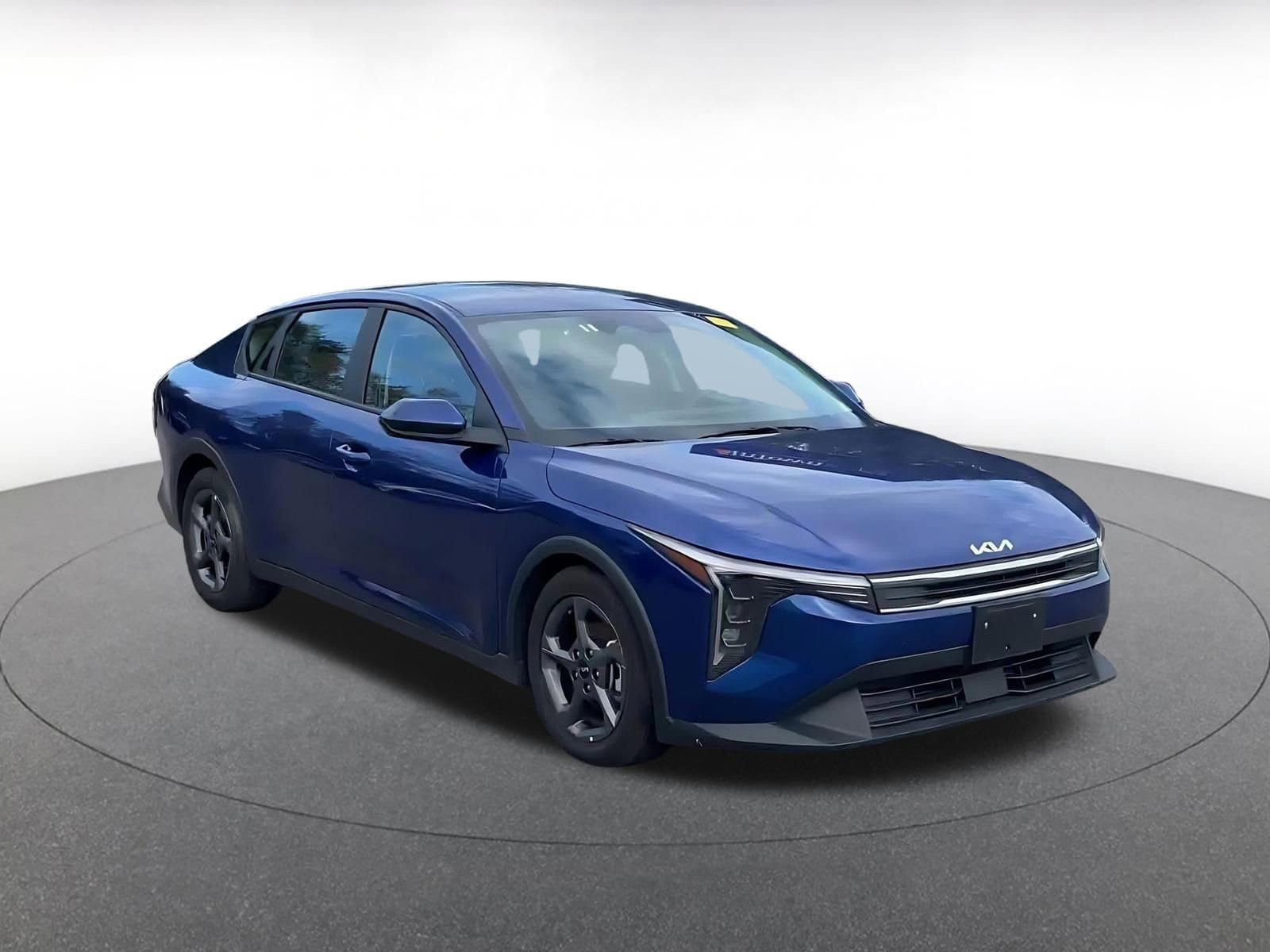 Thumbnail: 2025 Kia K4 - 1