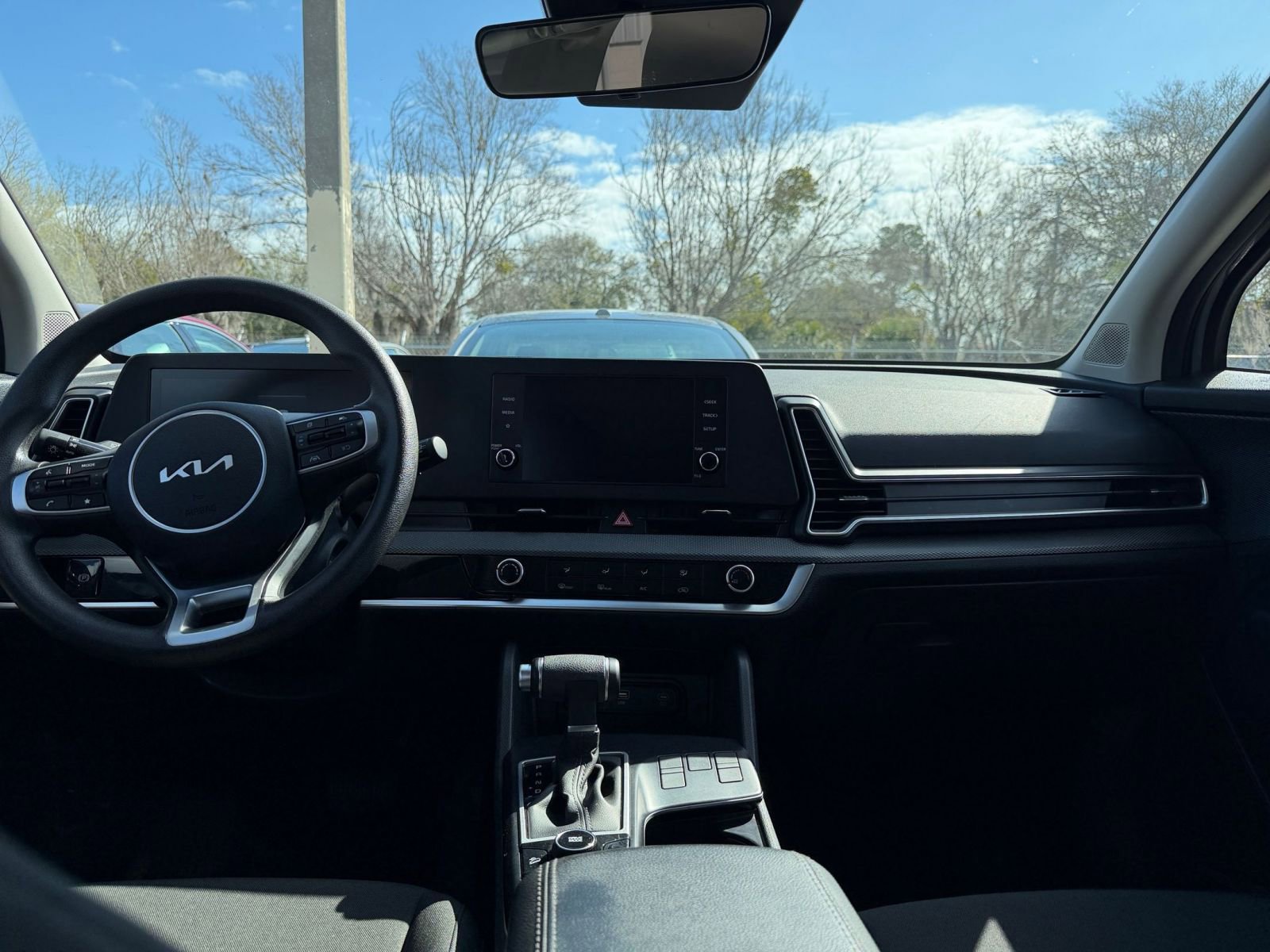 Thumbnail: 2025 Kia Sportage - 17