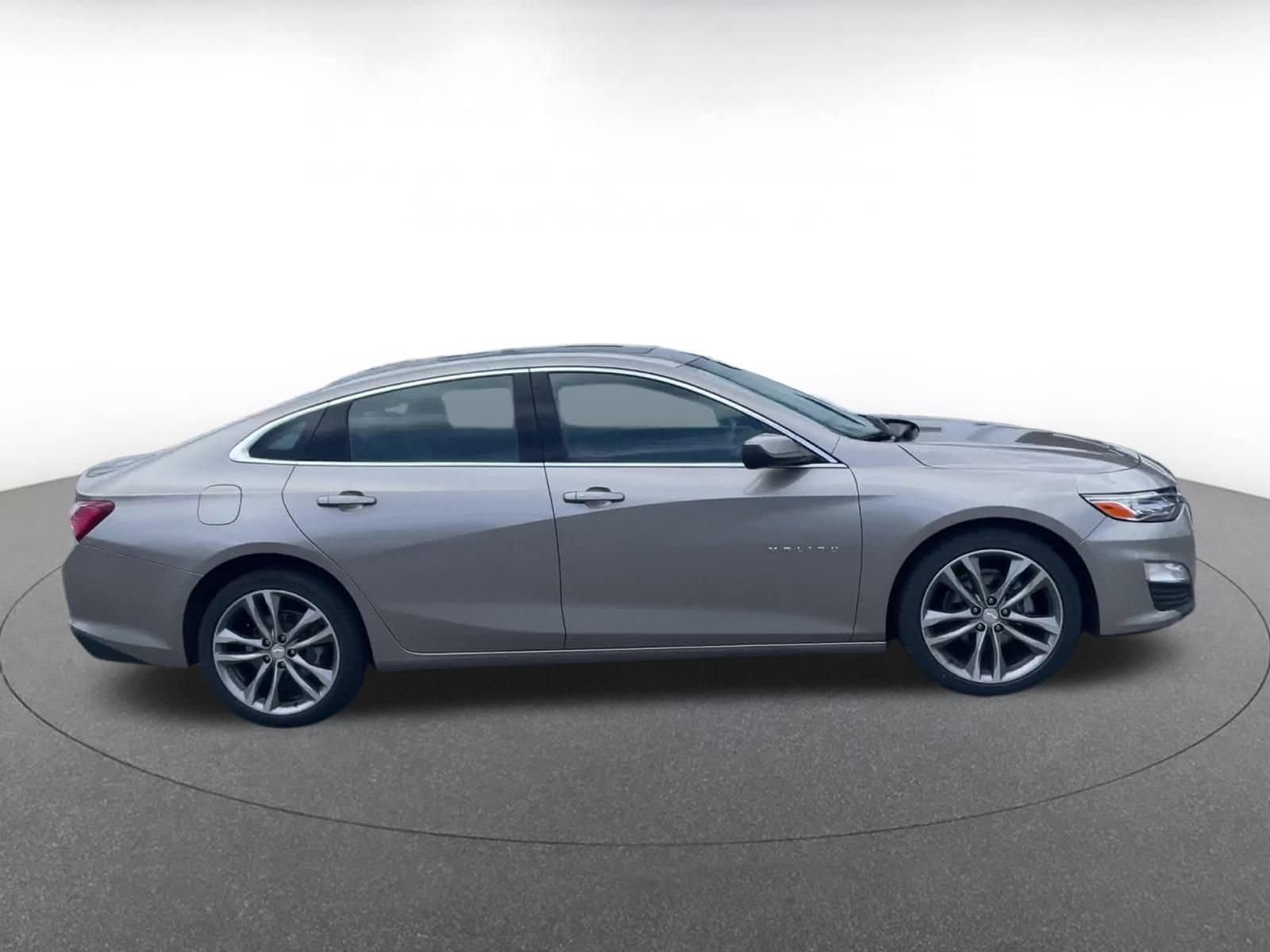 Thumbnail: 2024 Chevrolet Malibu - 16