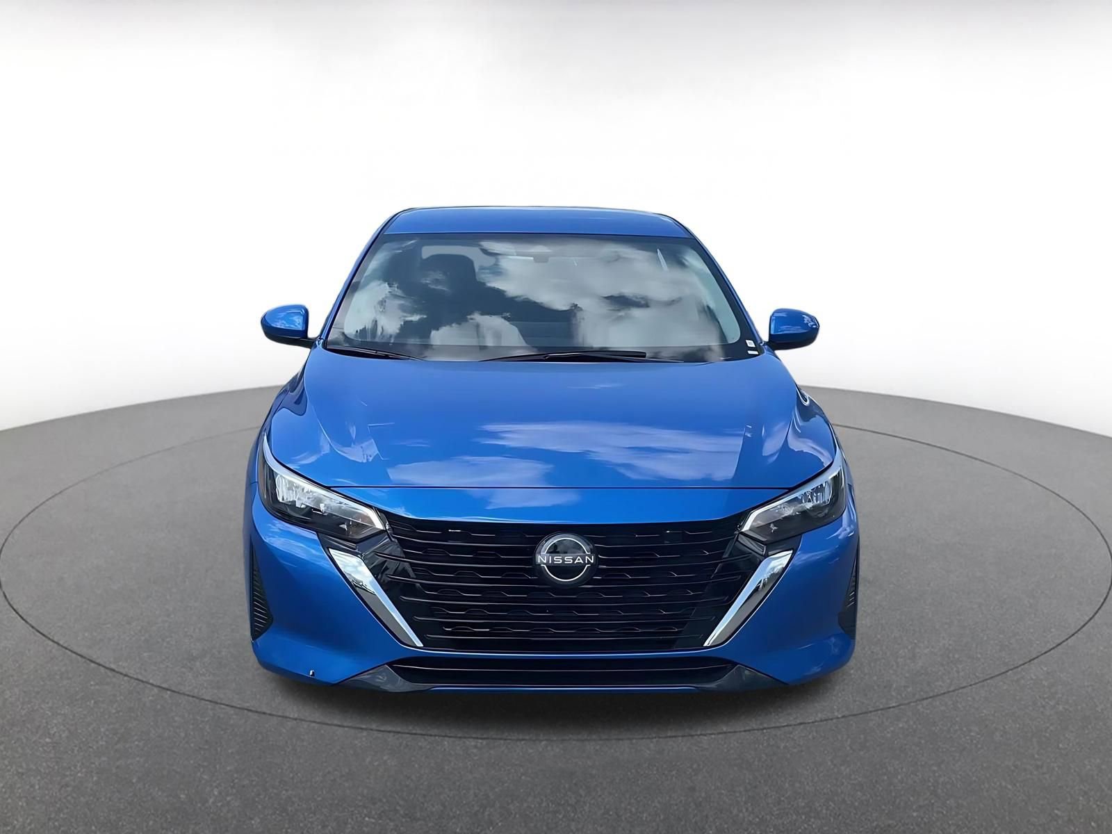 Thumbnail: 2025 Nissan Sentra - 3