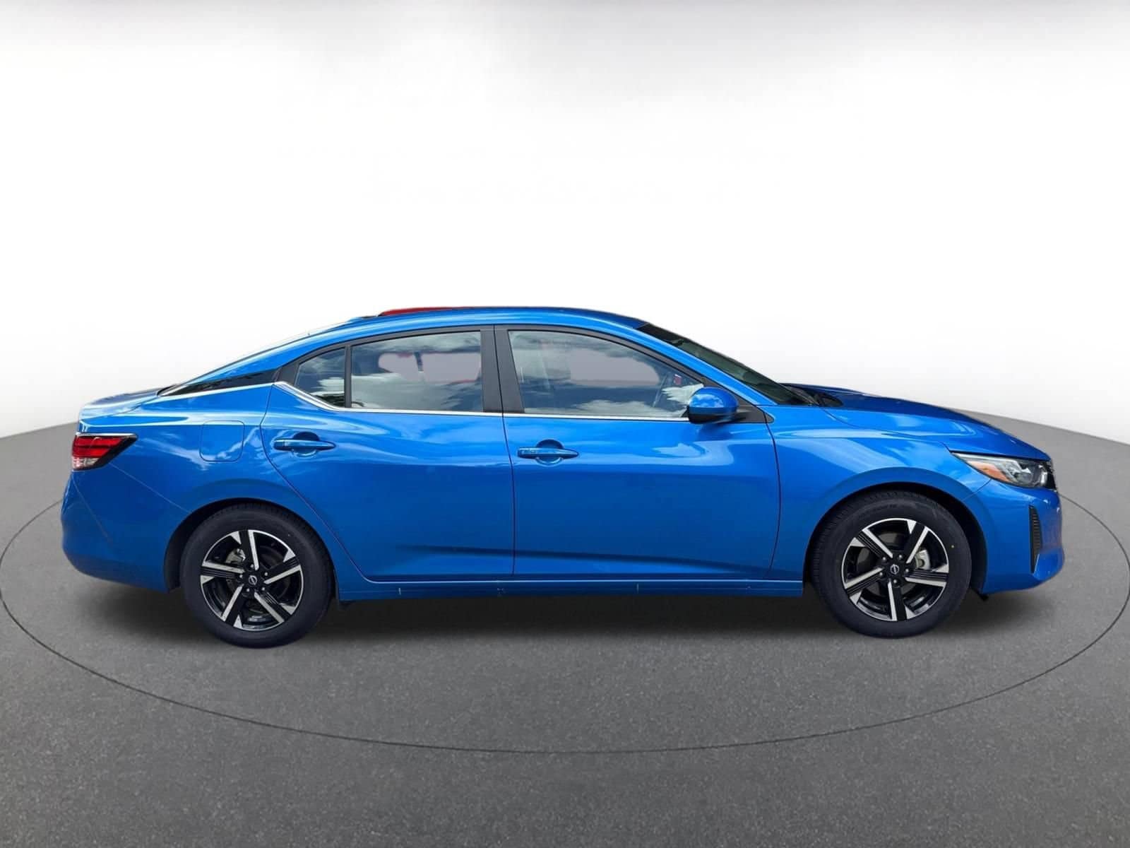 Thumbnail: 2025 Nissan Sentra - 12