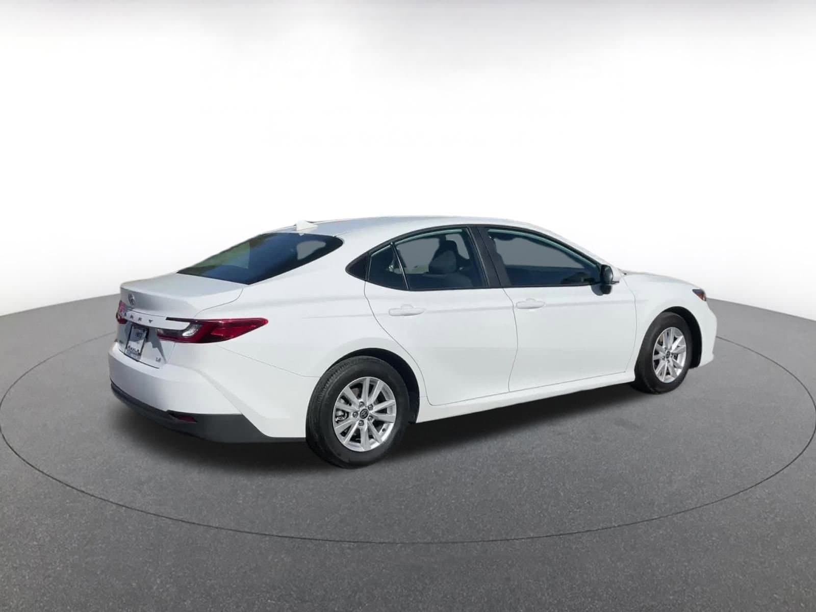 Thumbnail: 2025 Toyota Camry - 14