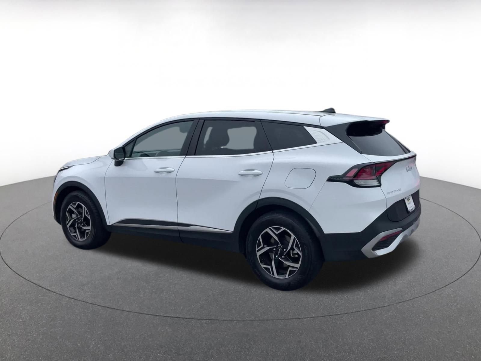 Thumbnail: 2025 Kia Sportage - 9