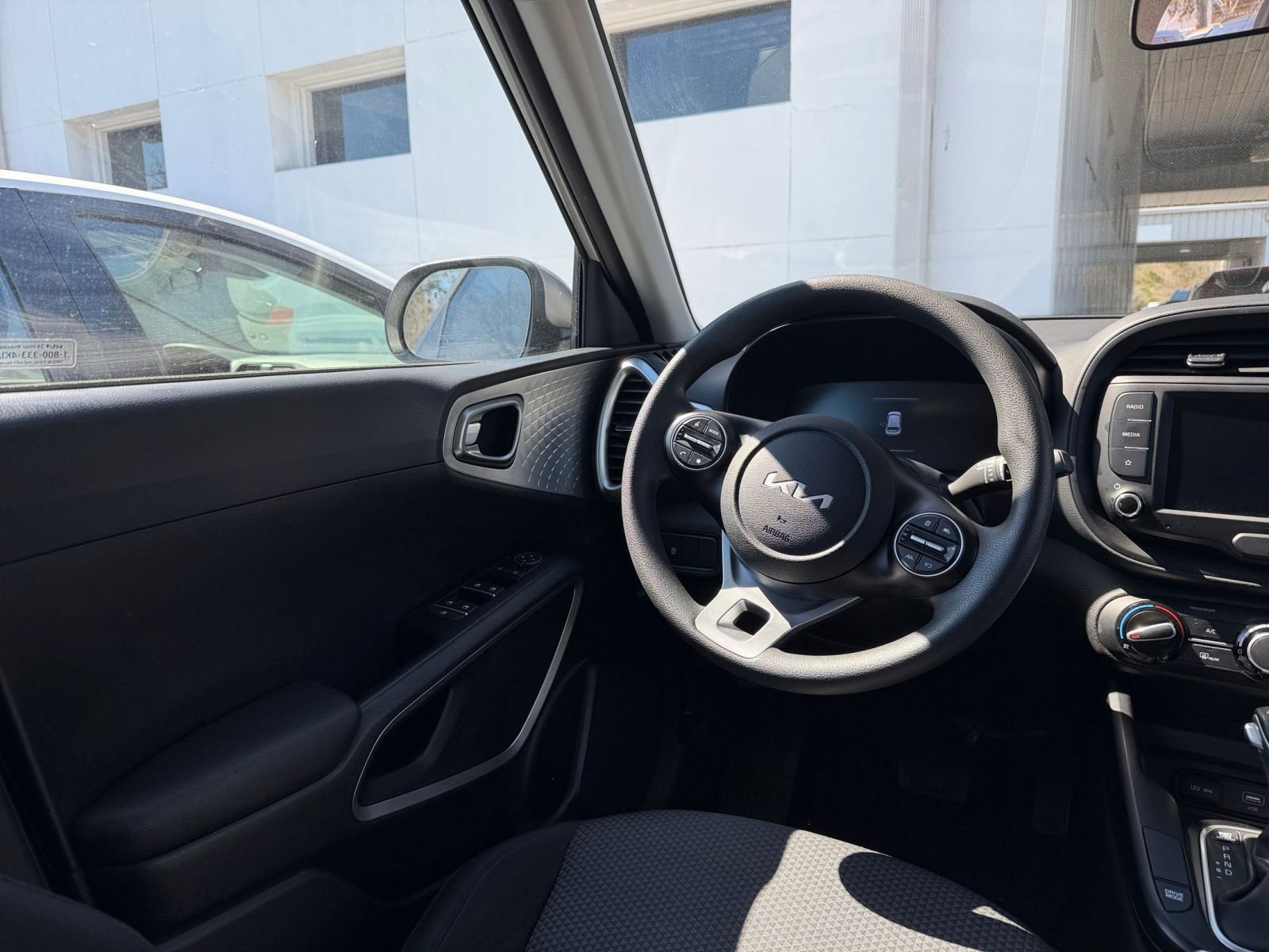 Thumbnail: 2025 Kia Soul - 32