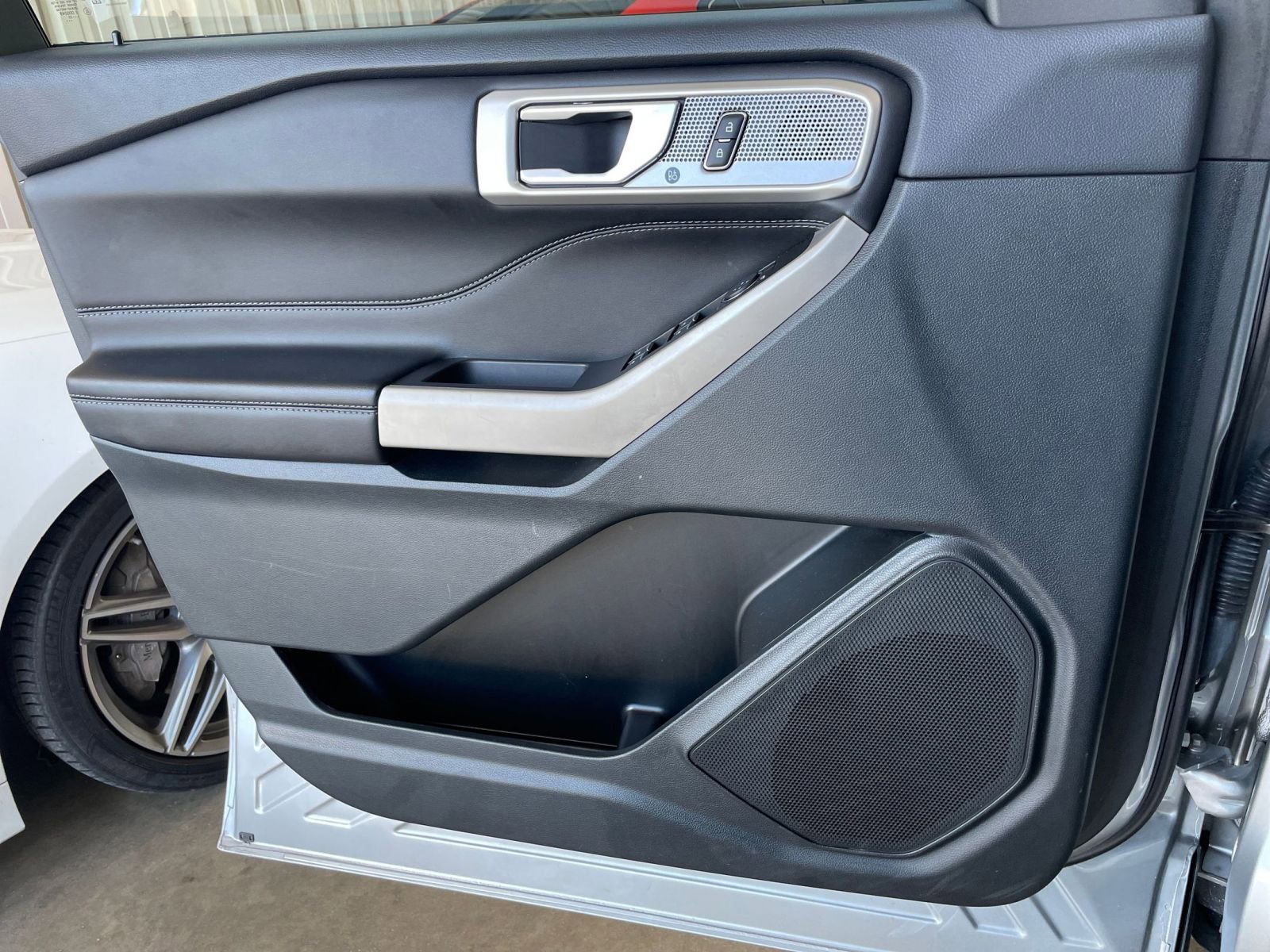 Thumbnail: 2023 Ford Explorer - 20