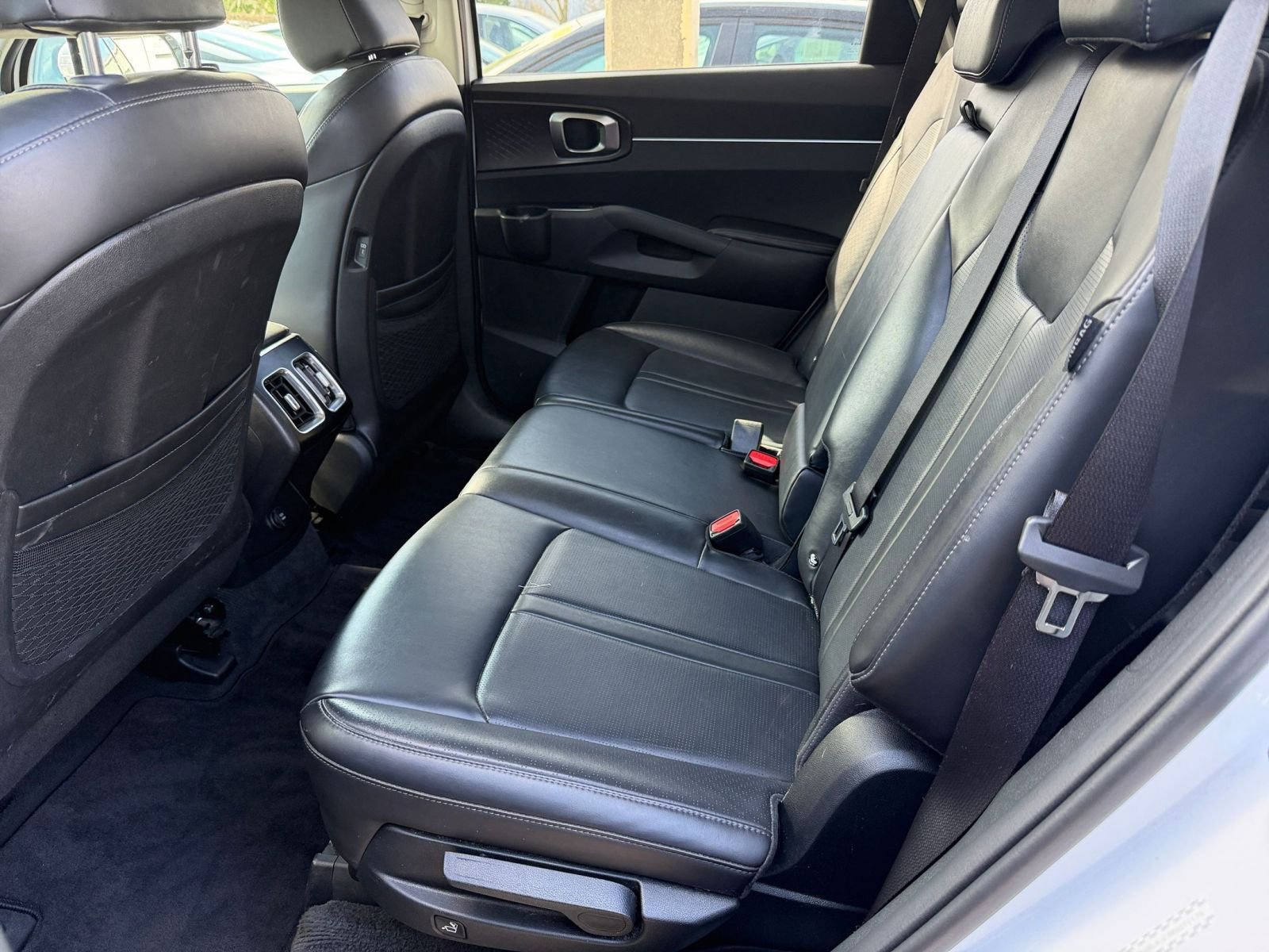 Thumbnail: 2024 Kia Sorento - 25