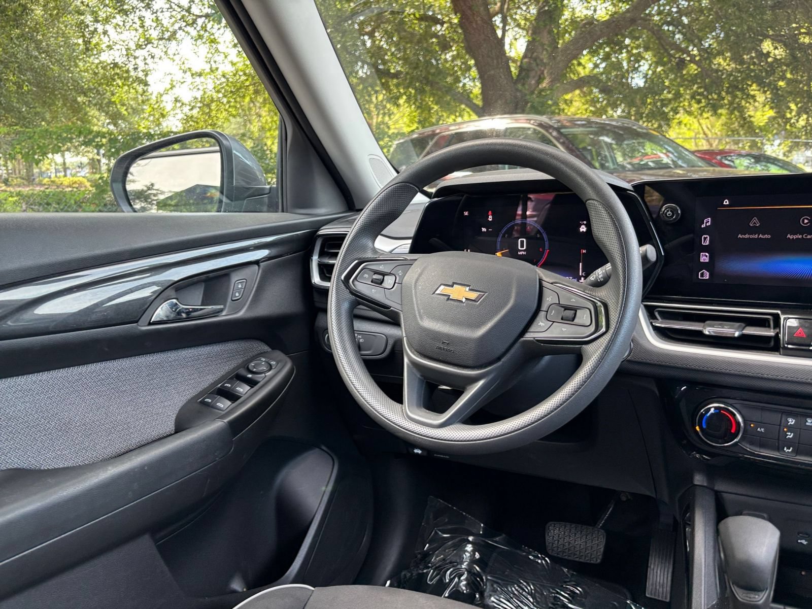 Thumbnail: 2025 Chevrolet TrailBlazer - 32