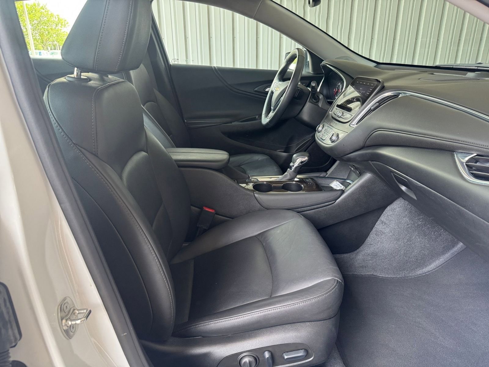 2024 Chevrolet Malibu LT 20