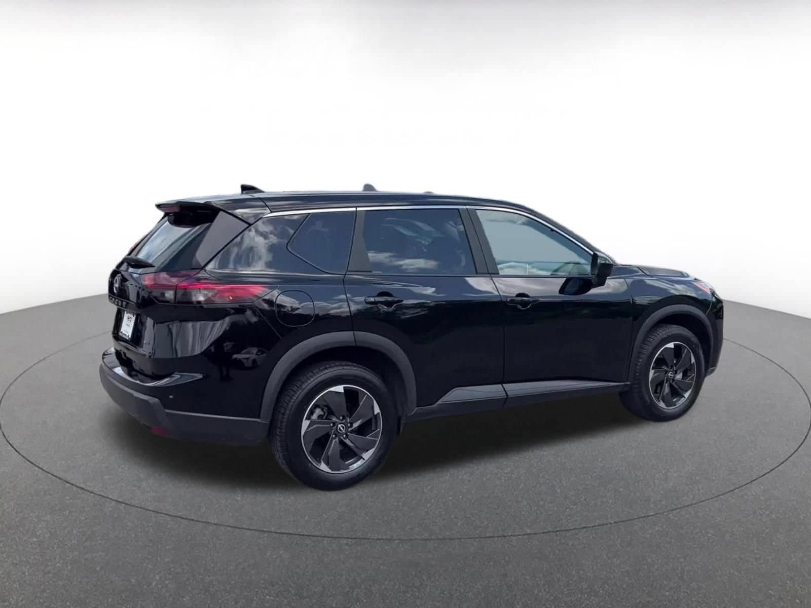 Thumbnail: 2025 Nissan Rogue - 12