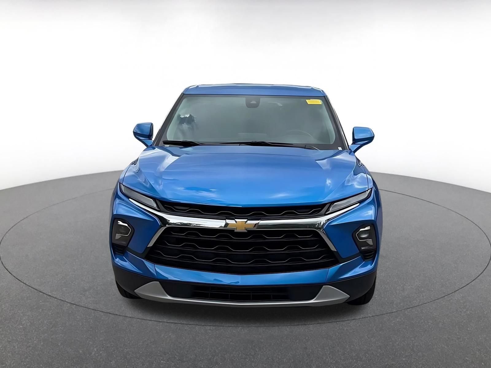 Thumbnail: 2026 Chevrolet Blazer - 3