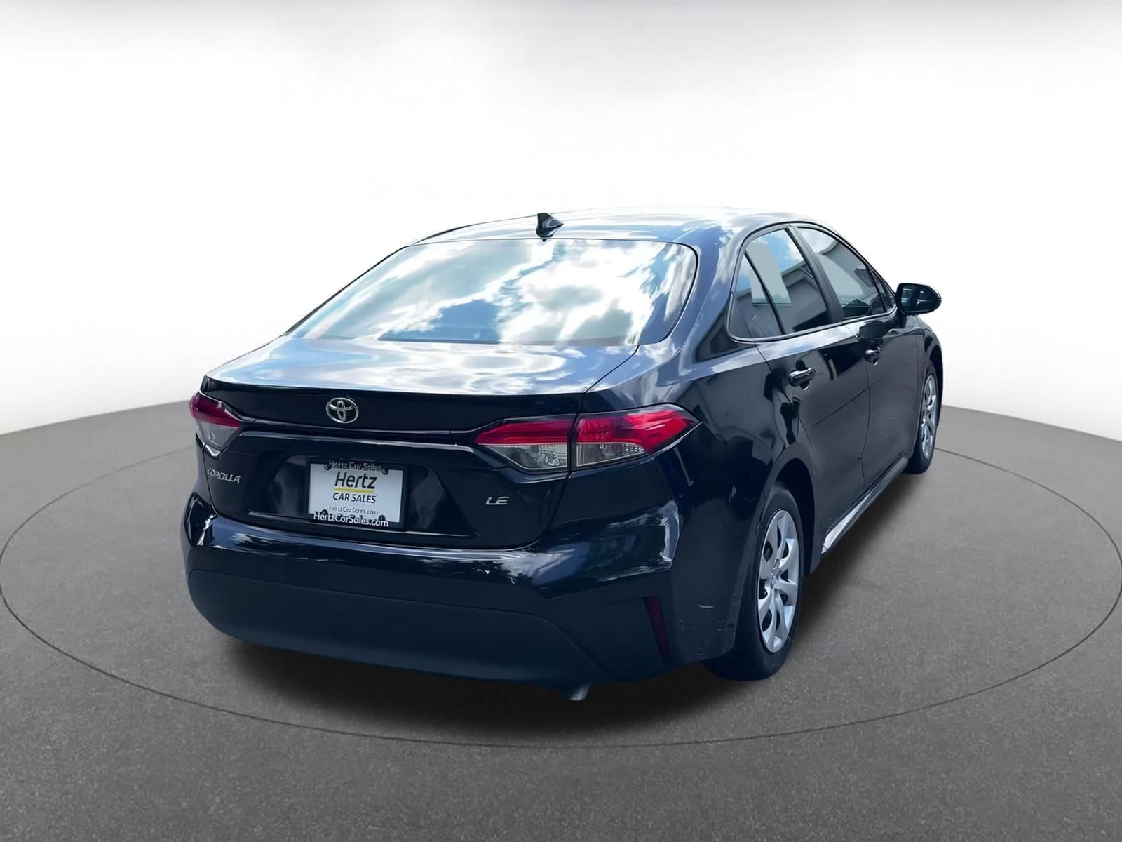 Thumbnail: 2023 Toyota Corolla - 14