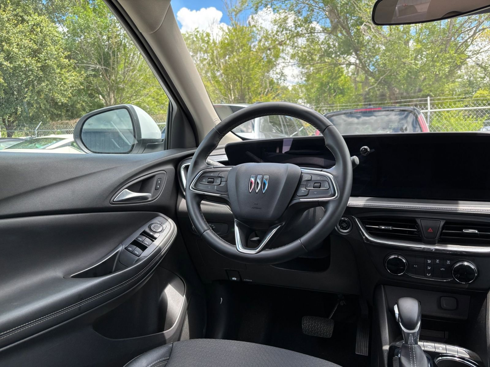 Thumbnail: 2025 Buick Encore GX - 33