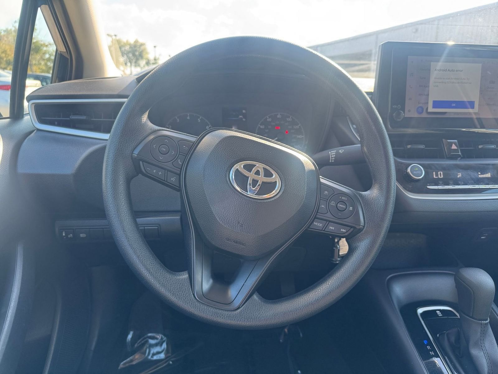 Thumbnail: 2025 Toyota Corolla - 25