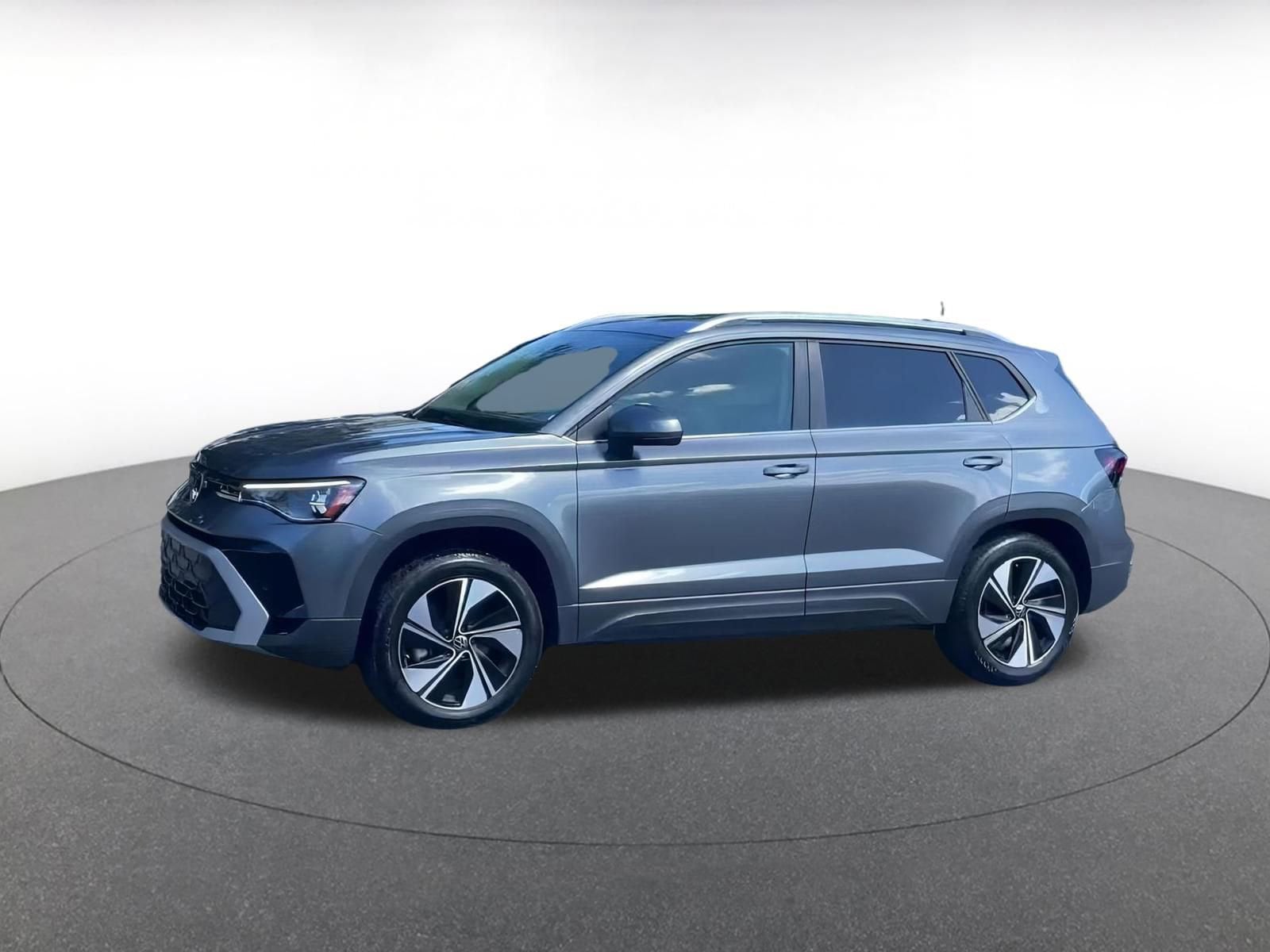 Thumbnail: 2025 Volkswagen Taos - 7