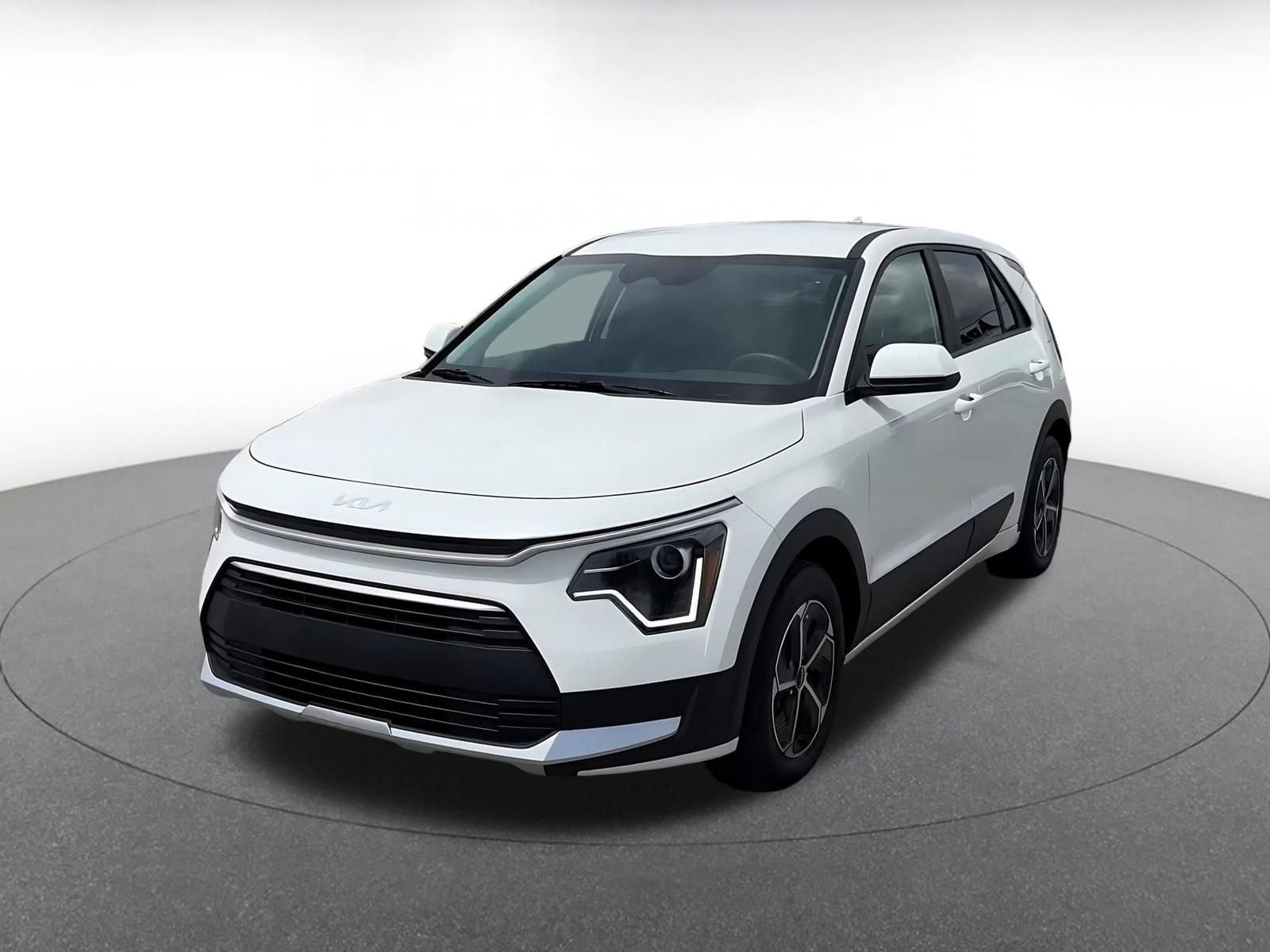 Thumbnail: 2026 Kia Niro - 4