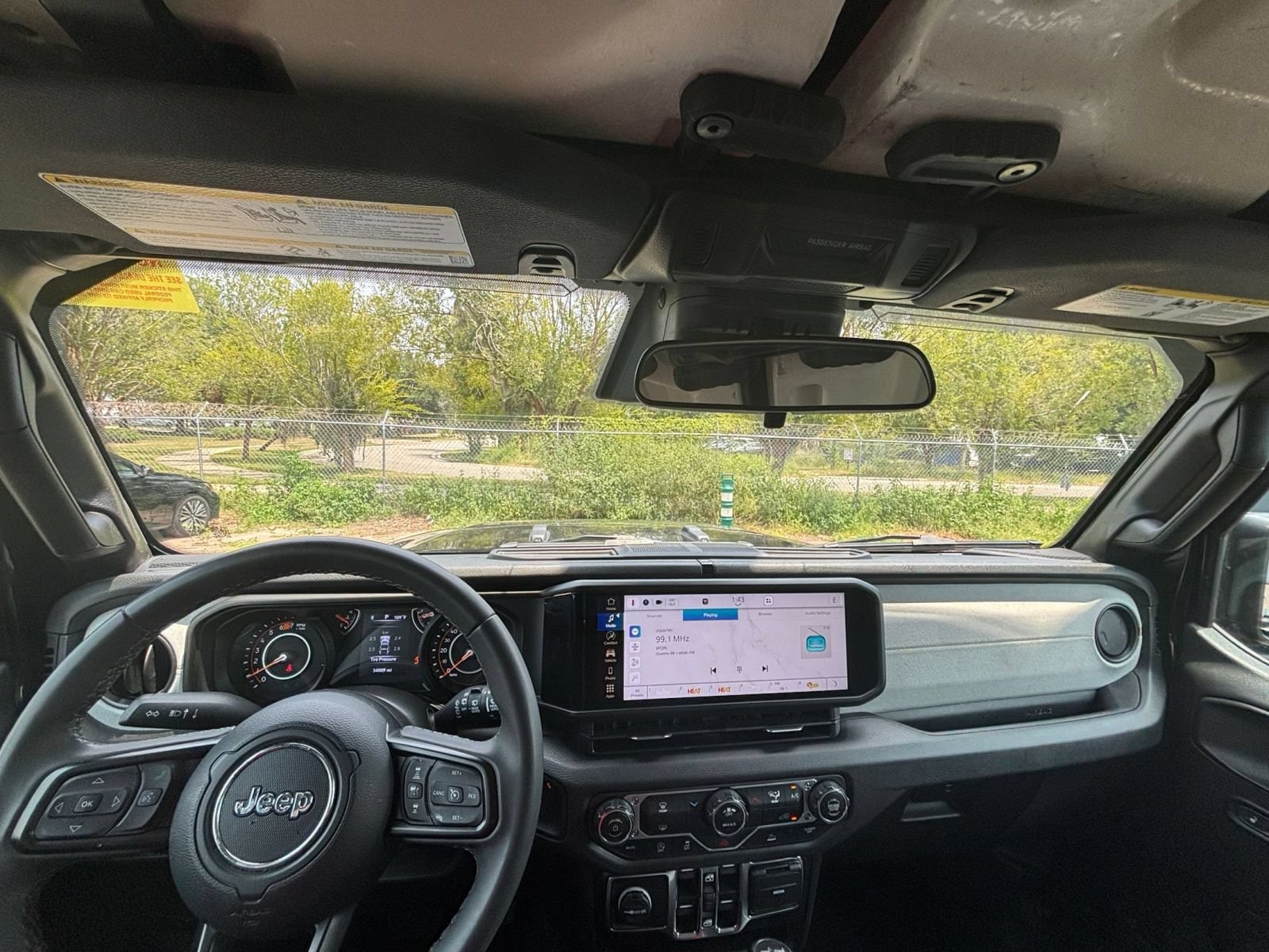 Thumbnail: 2025 Jeep Wrangler - 31