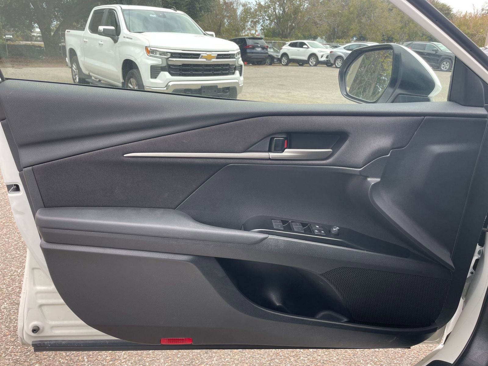 Thumbnail: 2025 Toyota Camry - 20