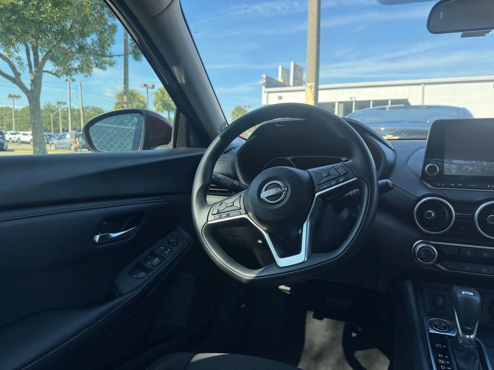 Thumbnail: 2024 Nissan Sentra - 32