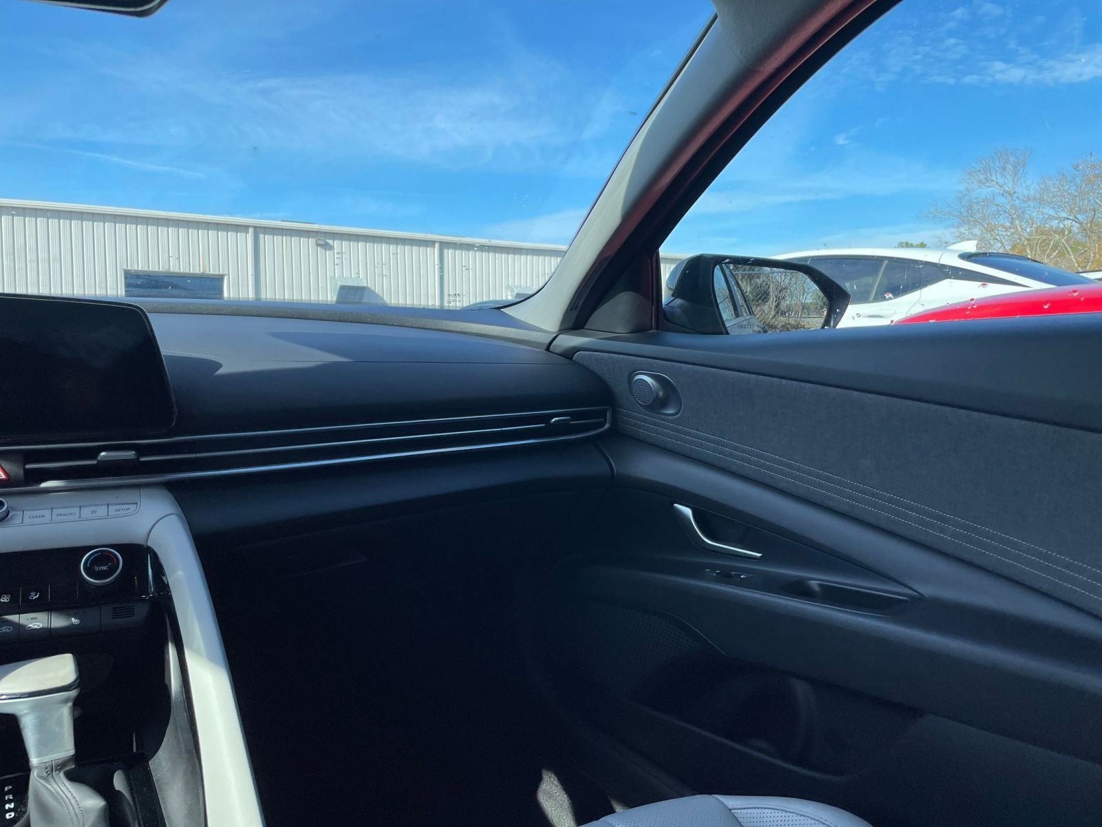 Thumbnail: 2025 Hyundai Elantra - 35