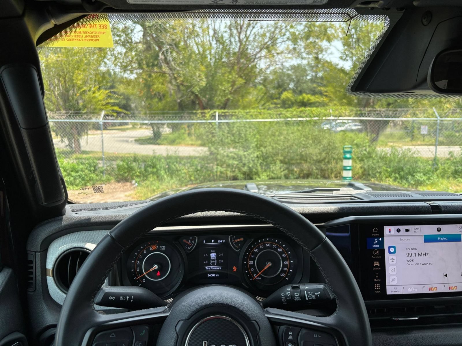Thumbnail: 2025 Jeep Wrangler - 32