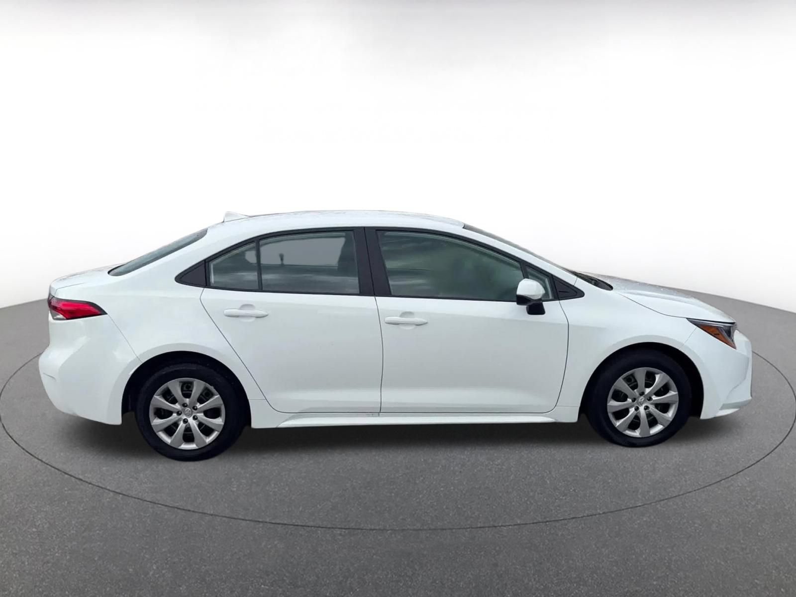 Thumbnail: 2025 Toyota Corolla - 16