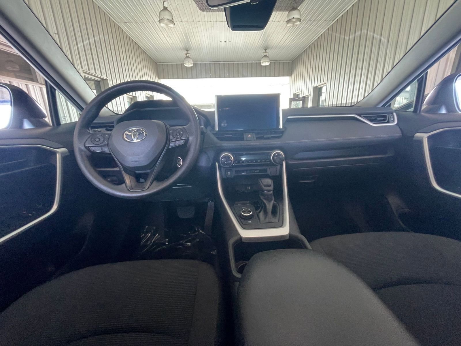 Thumbnail: 2025 Toyota RAV4 - 30