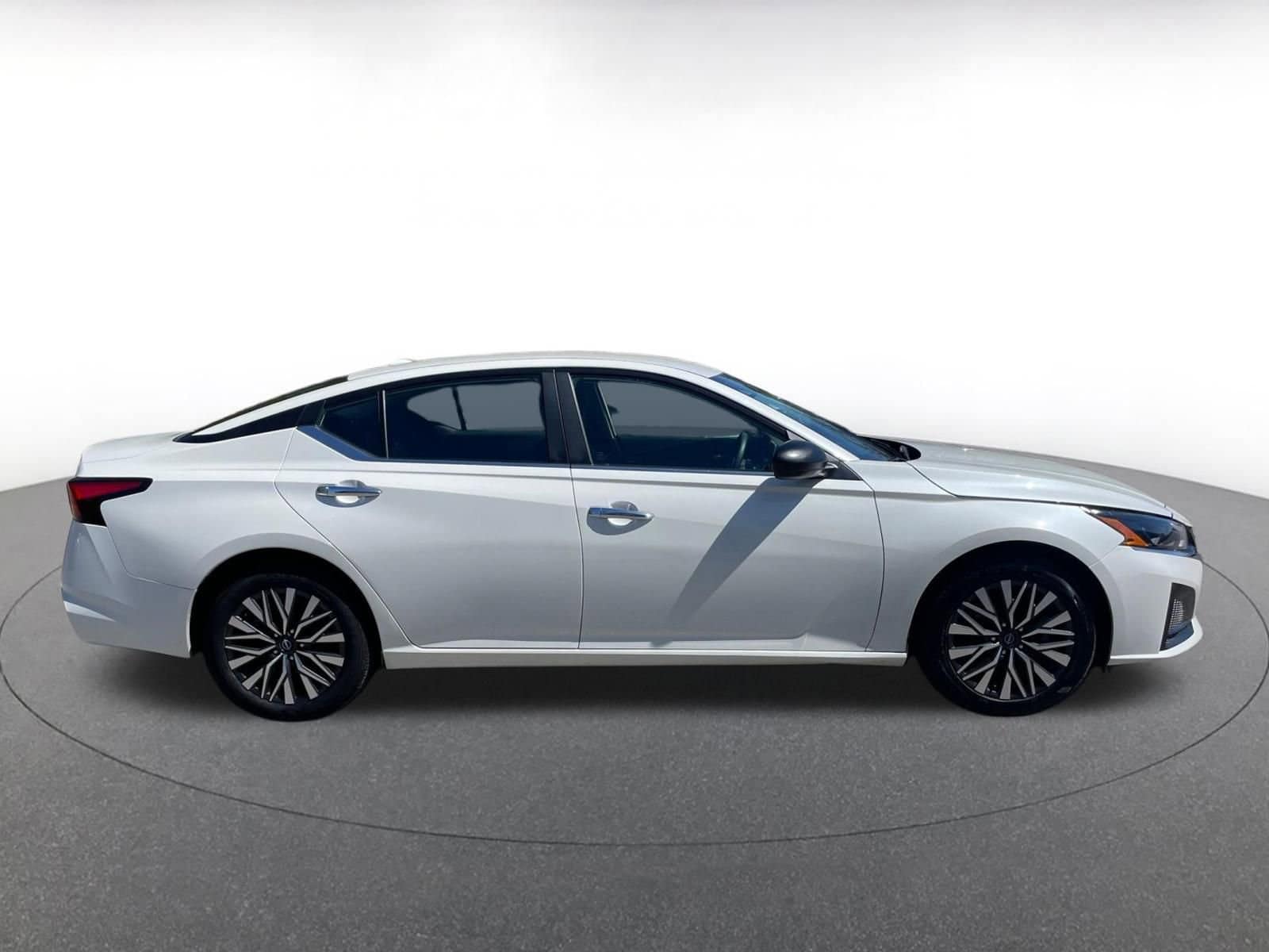 Thumbnail: 2025 Nissan Altima - 14