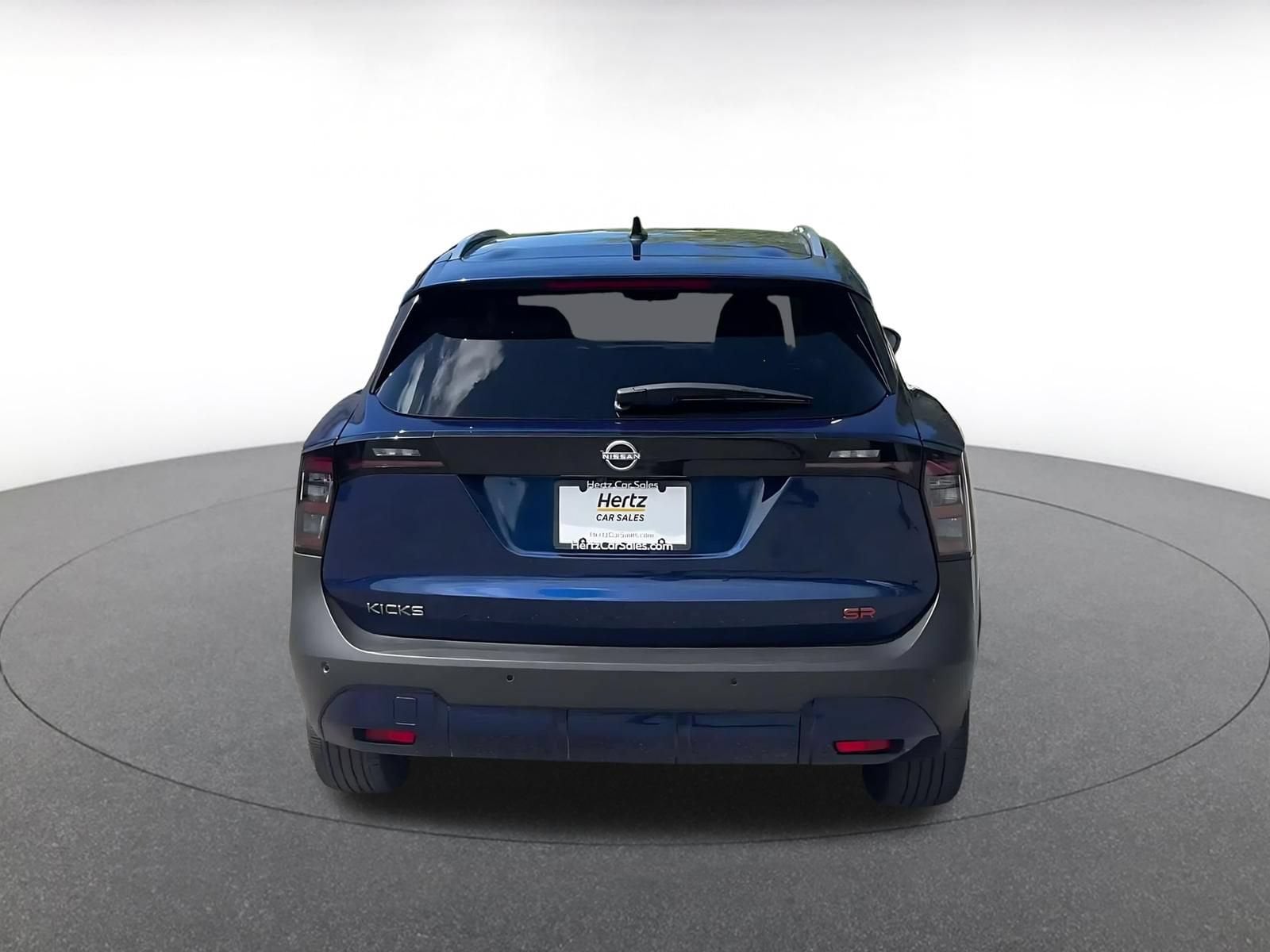 Thumbnail: 2026 Nissan Kicks - 10