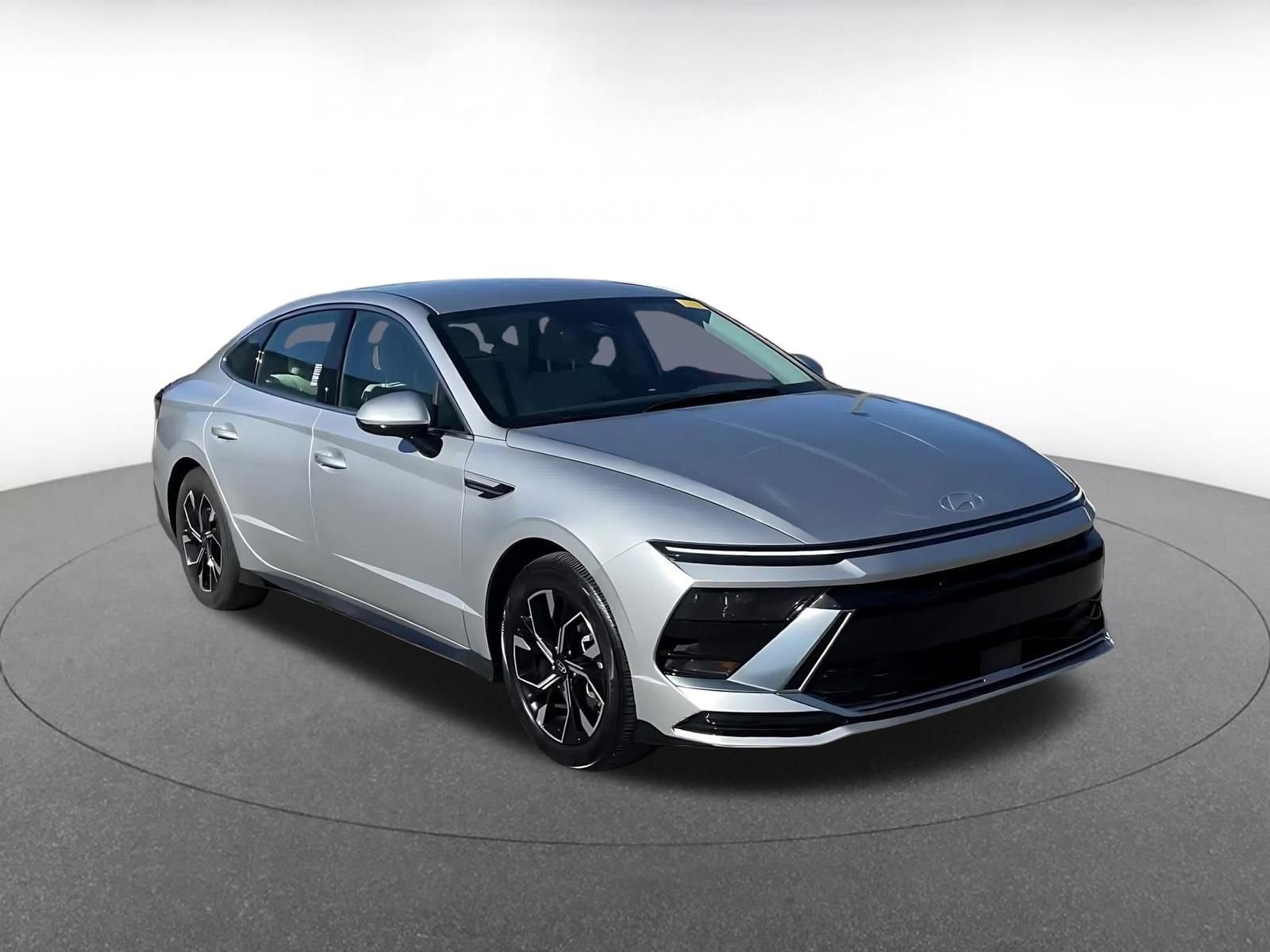 Thumbnail: 2025 Hyundai Sonata - 2