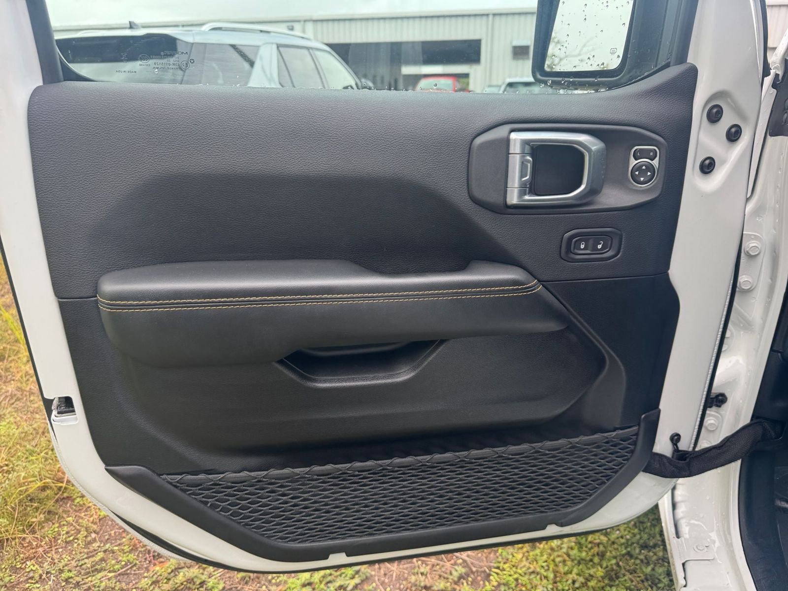 Thumbnail: 2025 Jeep Wrangler - 20