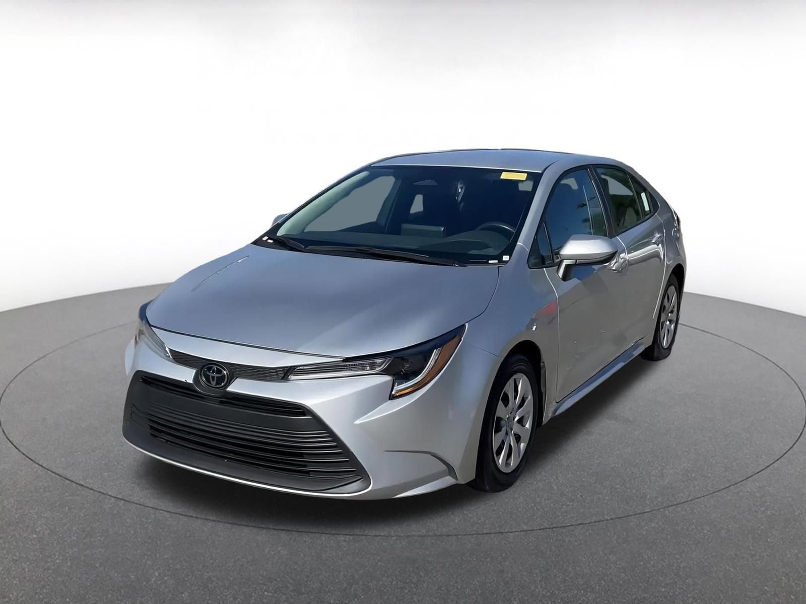 Thumbnail: 2025 Toyota Corolla - 4