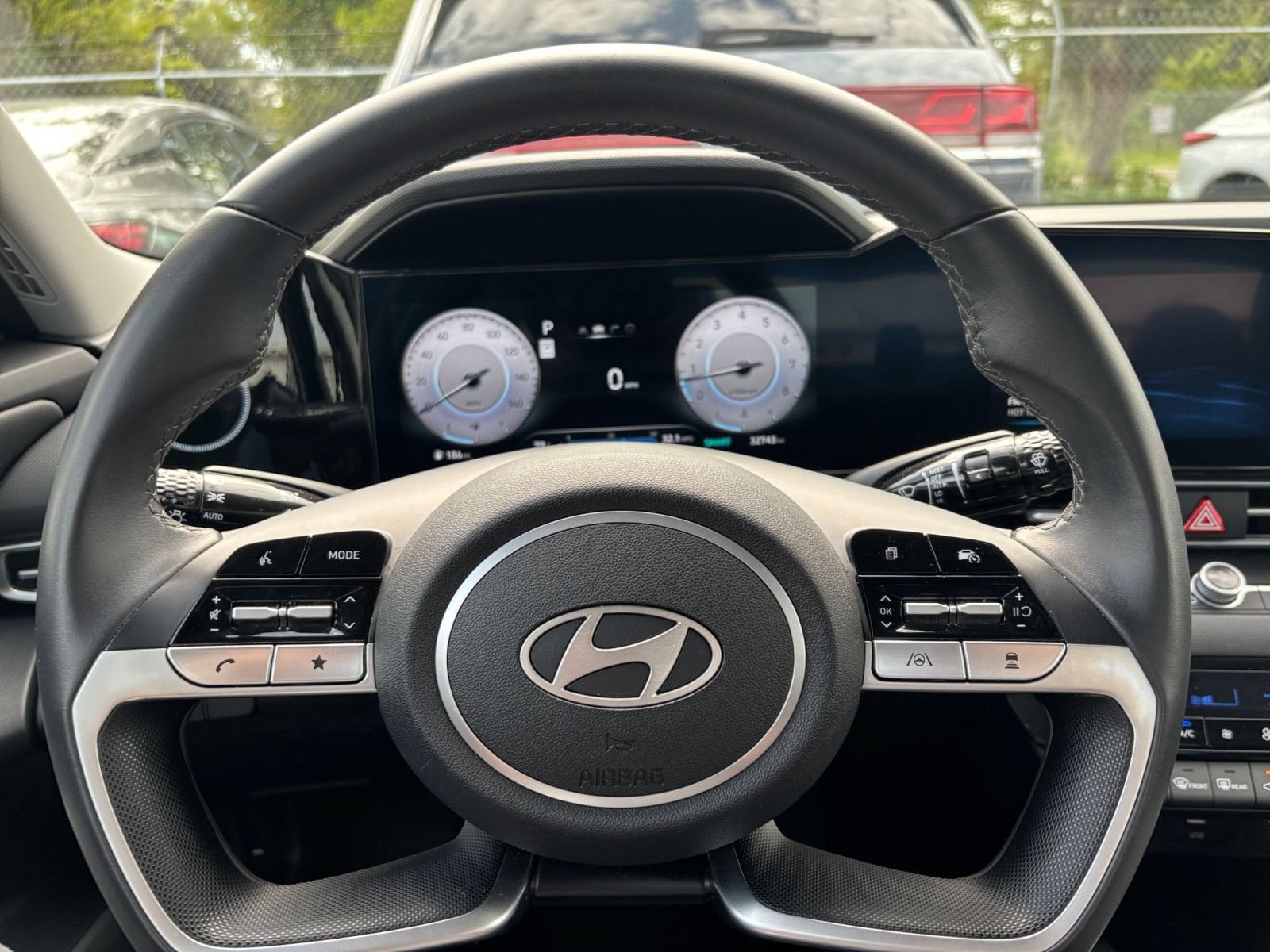 Thumbnail: 2025 Hyundai Elantra - 28