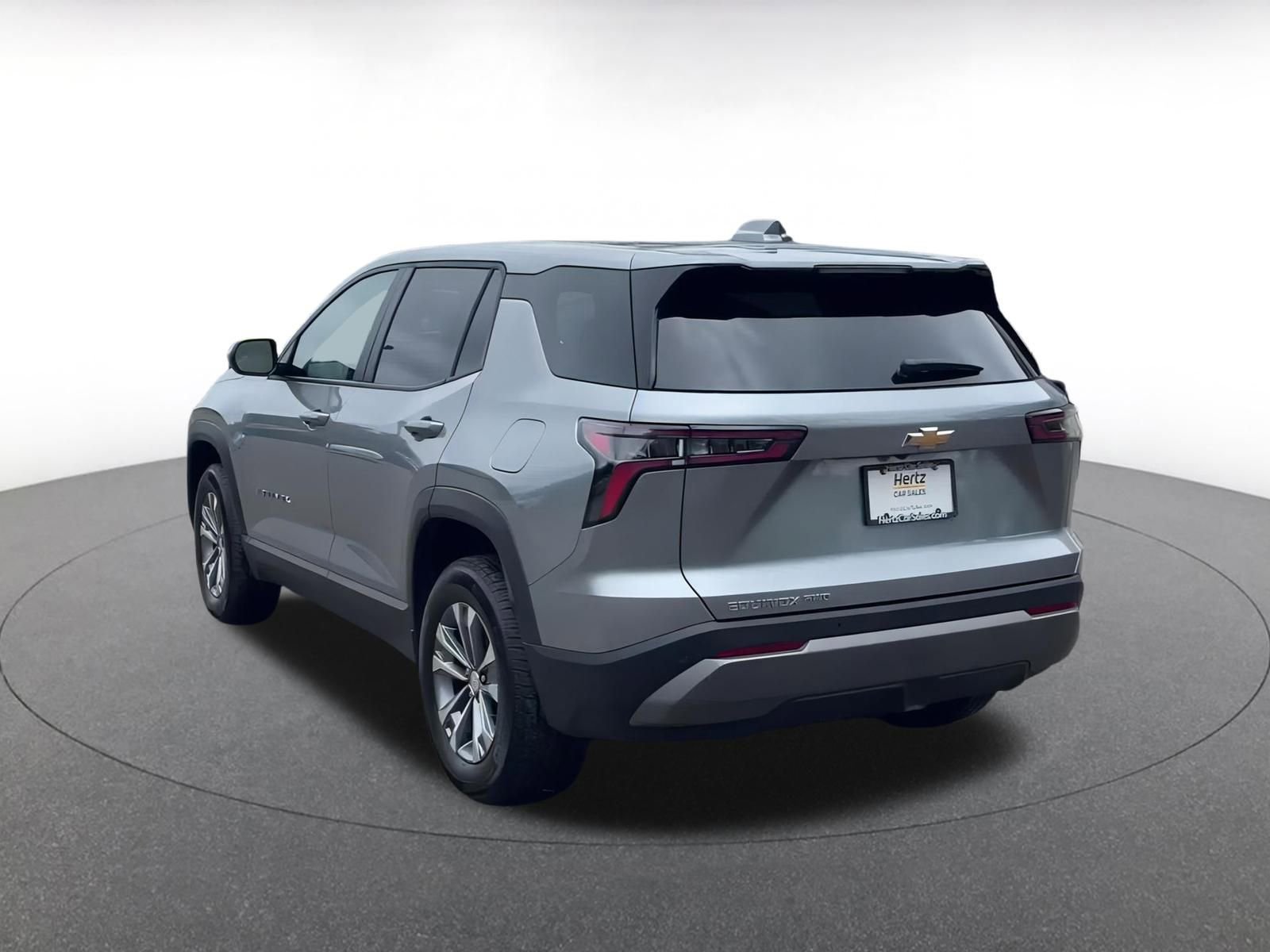 Thumbnail: 2025 Chevrolet Equinox - 10