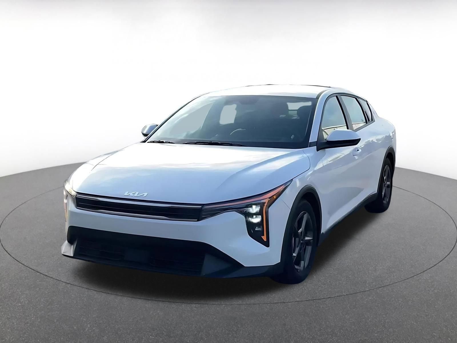 Thumbnail: 2025 Kia K4 - 4