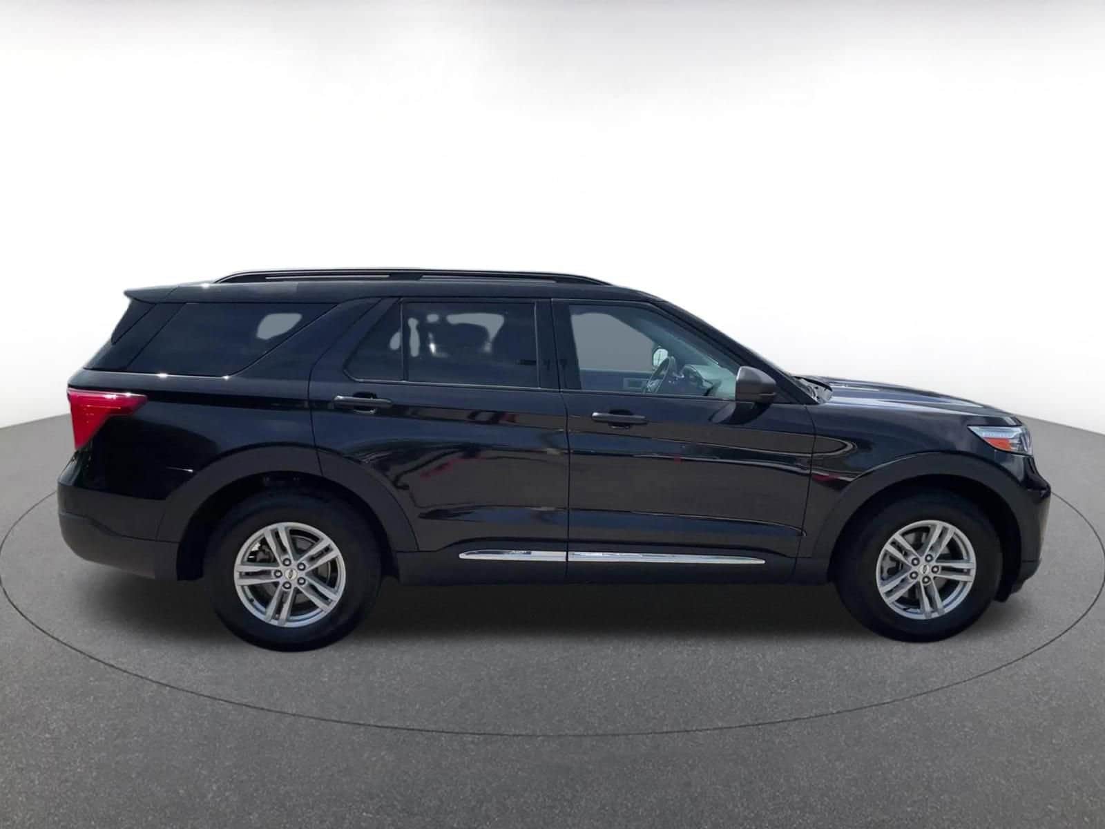Thumbnail: 2023 Ford Explorer - 16
