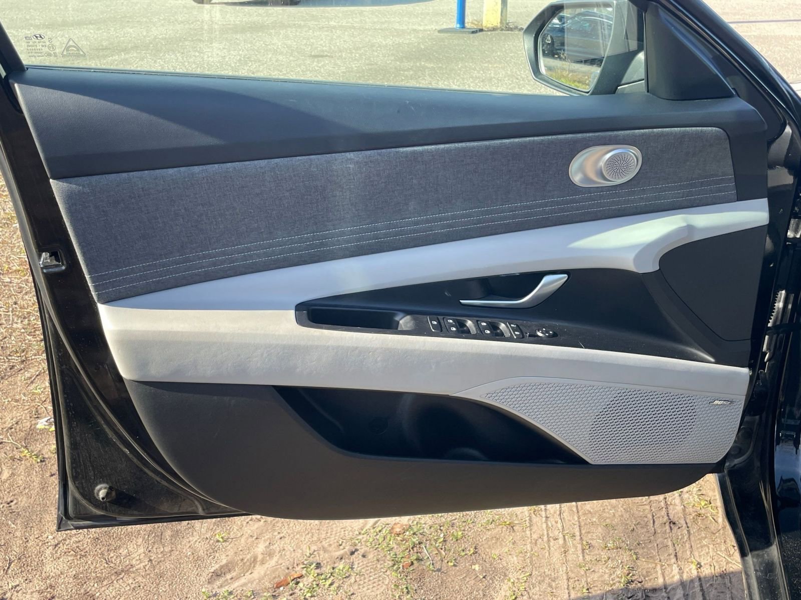 Thumbnail: 2025 Hyundai Elantra - 20