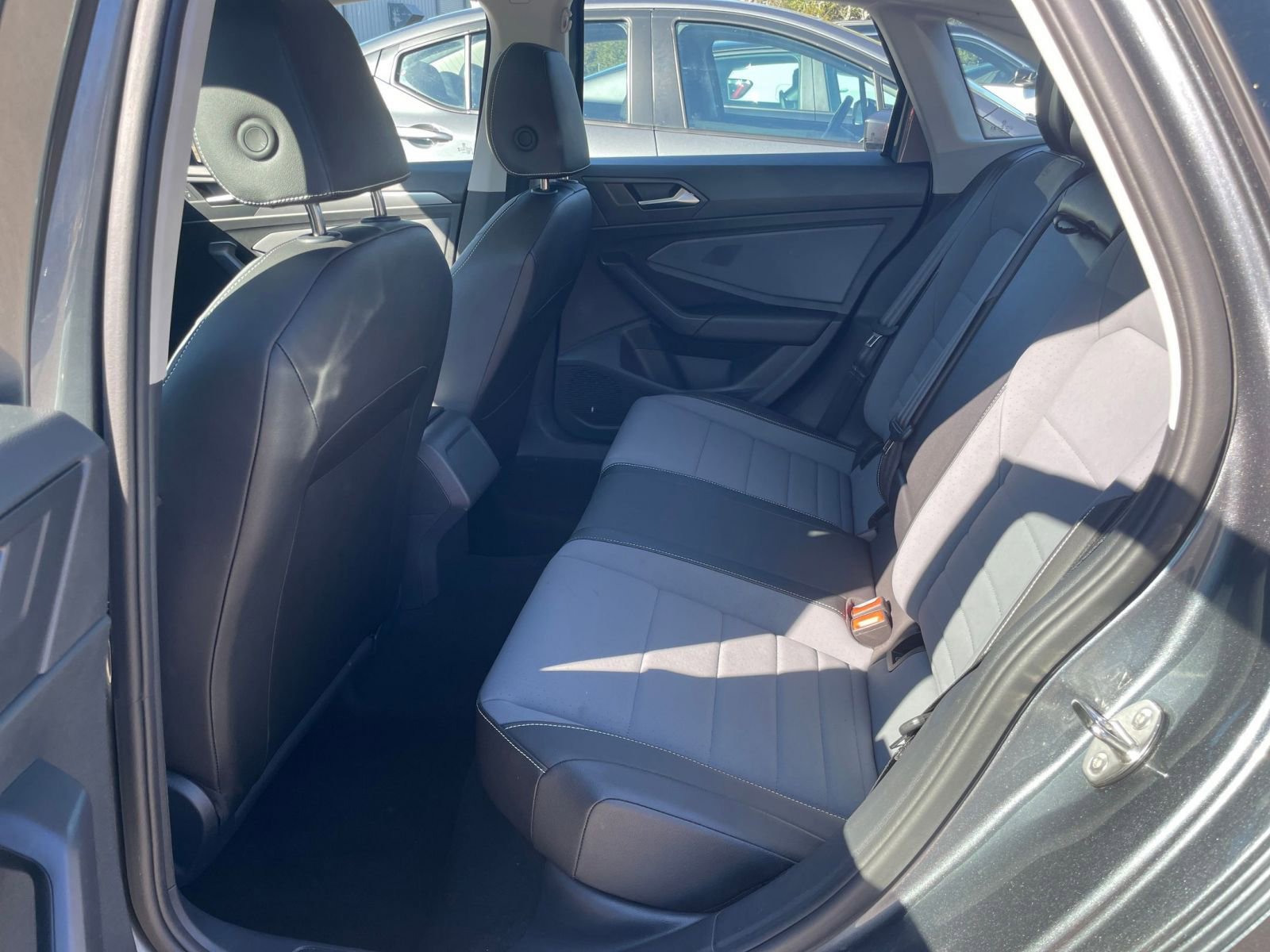 Thumbnail: 2025 Volkswagen Jetta - 24